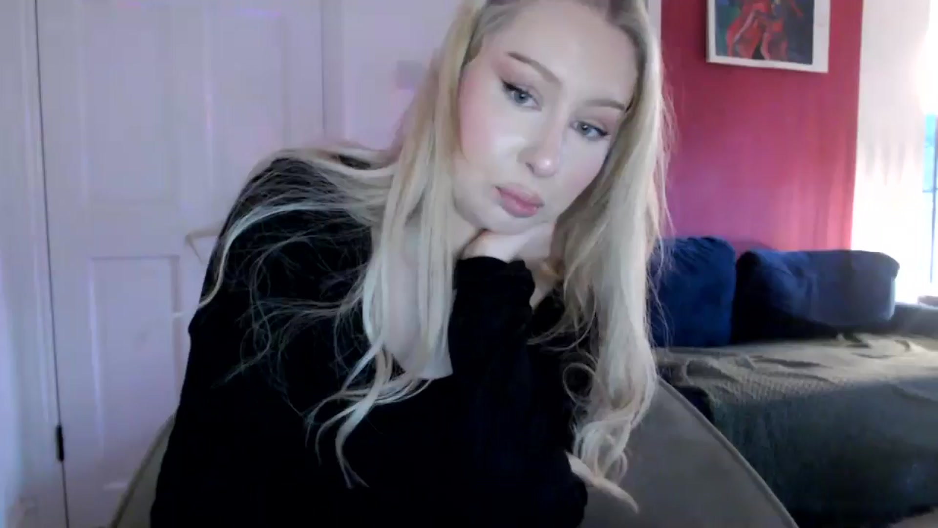 Gallery image thumbnail from PetiteAvax's myfreecams stream on, 07/07/2024, 19:48 image 9 of 20
