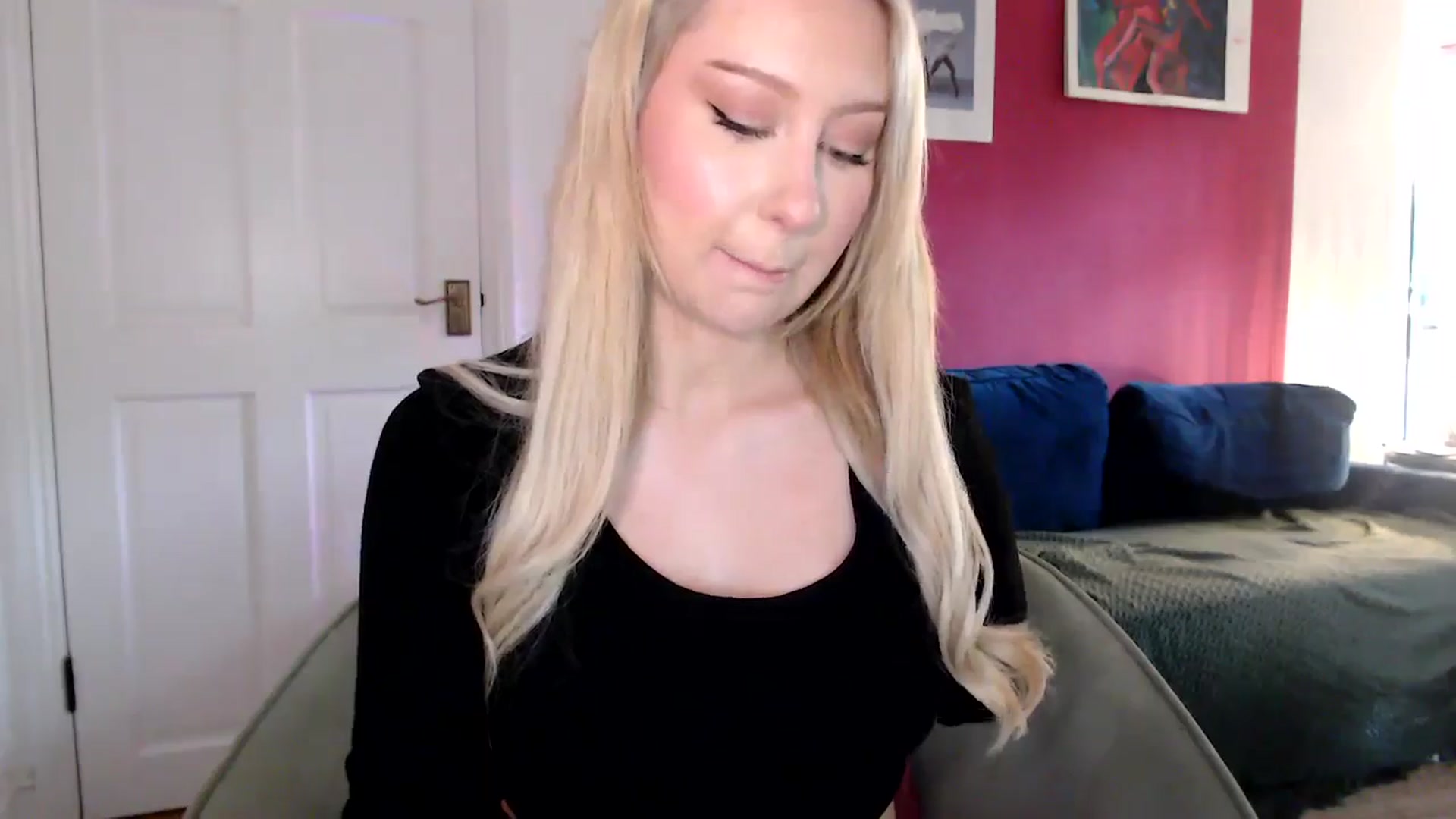 Gallery image thumbnail from PetiteAvax's myfreecams stream on, 07/07/2024, 19:48 image 5 of 20