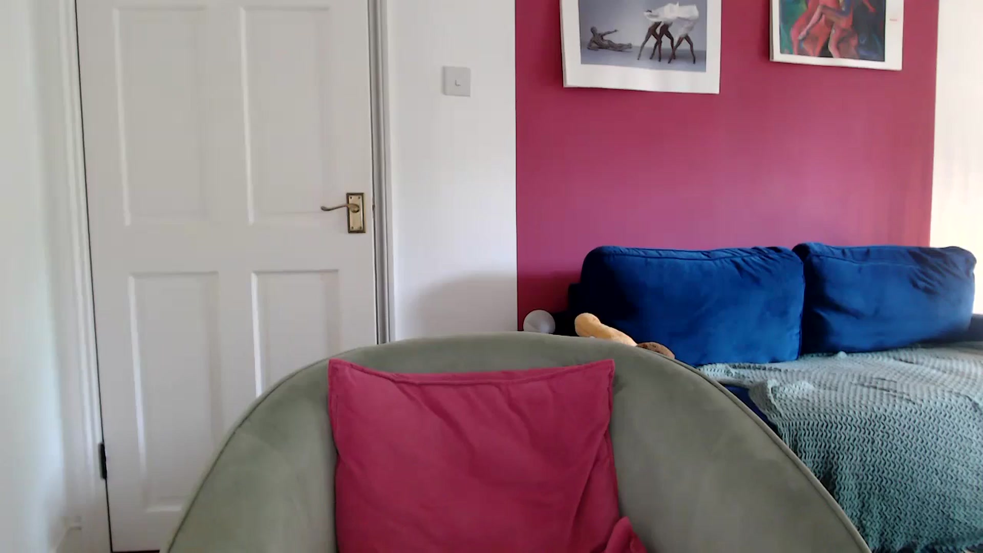 Gallery image thumbnail from PetiteAvax's myfreecams stream on, 07/08/2024, 11:23 image 10 of 20
