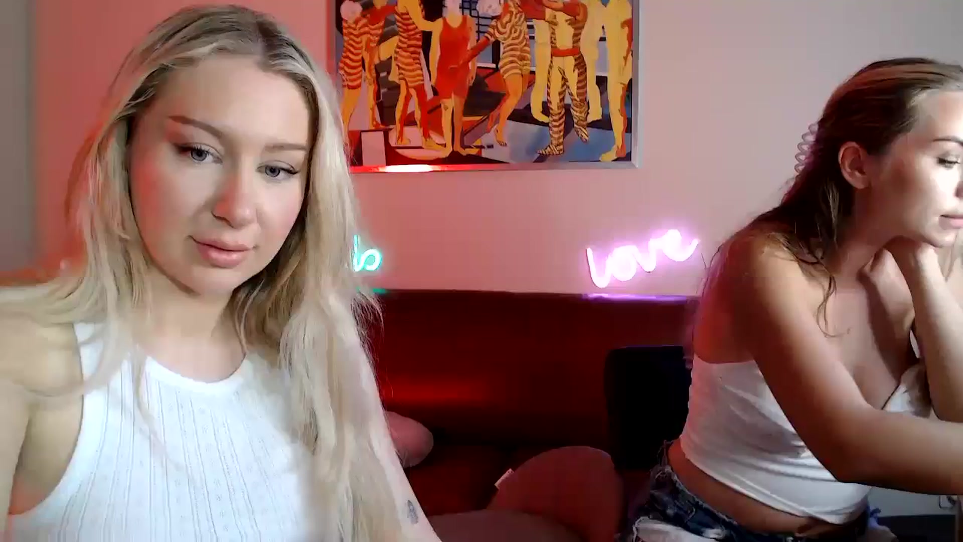 Gallery image thumbnail from PetiteAvax's myfreecams stream on, 07/14/2024, 18:03 image 16 of 20