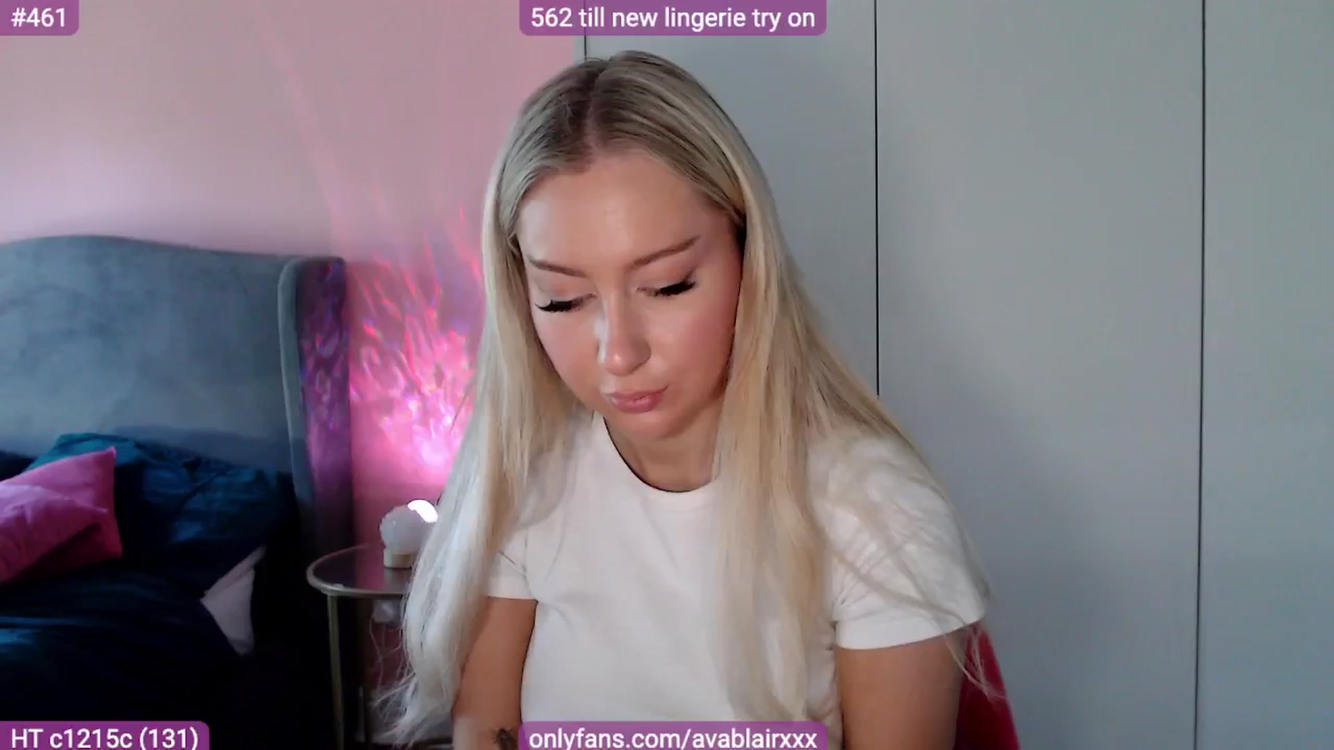 Gallery image thumbnail from PetiteAvax's myfreecams stream on, 07/17/2024, 12:15 image 12 of 20