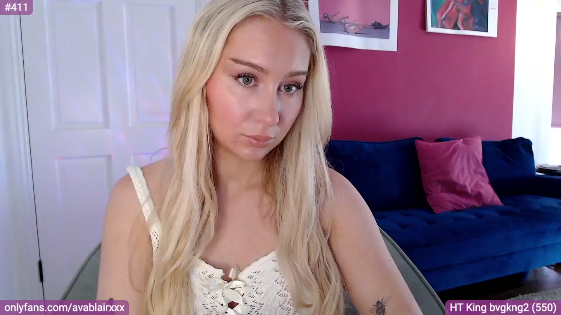Gallery image thumbnail from PetiteAvax's myfreecams stream on, 08/05/2024, 12:35 image 10 of 20