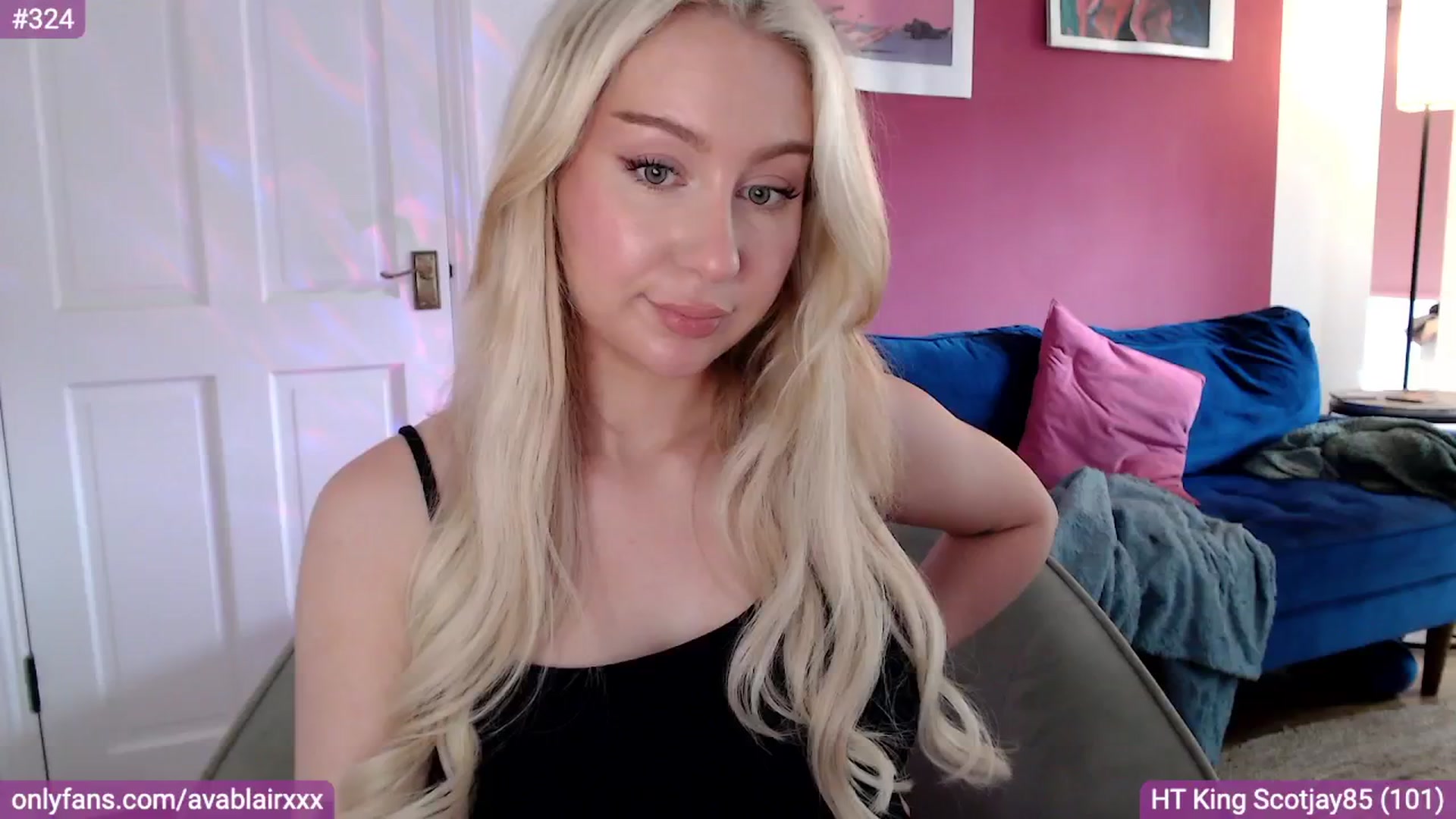 Gallery image thumbnail from PetiteAvax's myfreecams stream on, 08/06/2024, 14:16 image 9 of 20