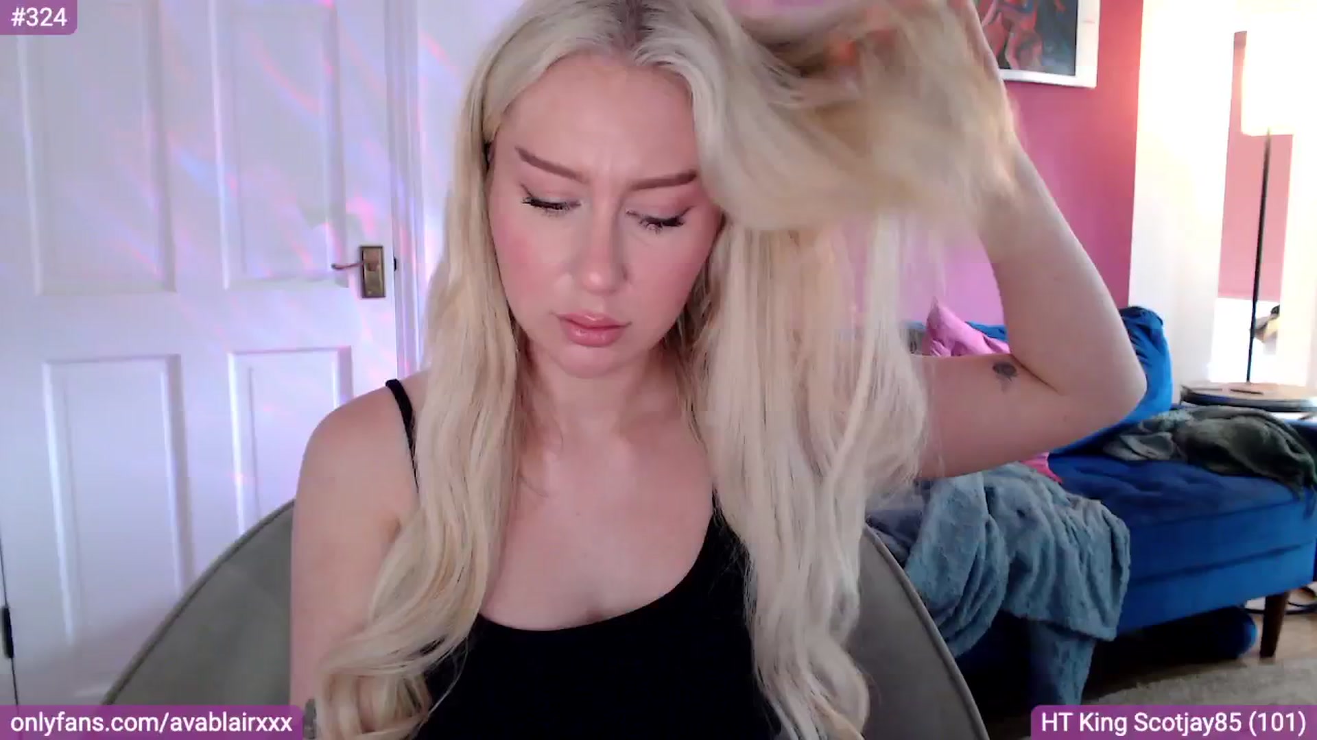 Gallery image thumbnail from PetiteAvax's myfreecams stream on, 08/06/2024, 14:16 image 2 of 20