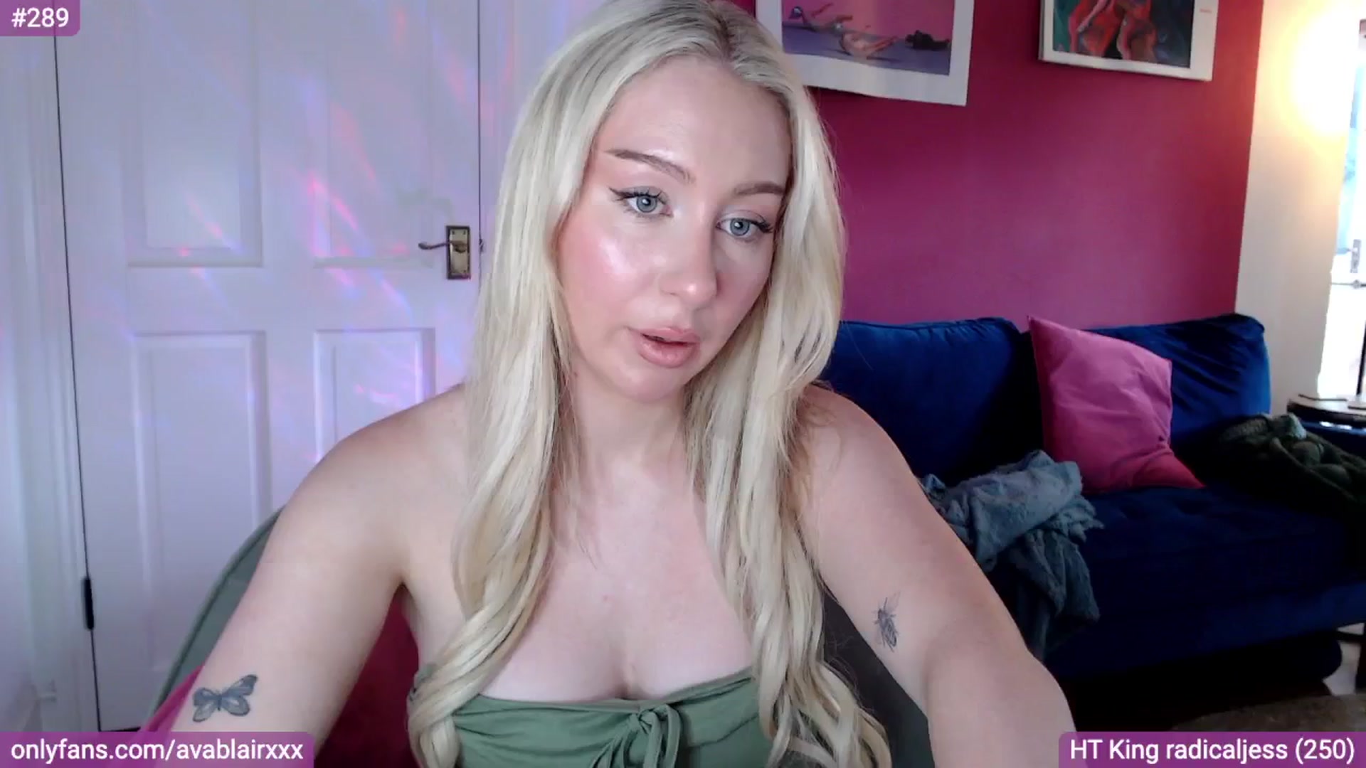 Gallery image thumbnail from PetiteAvax's myfreecams stream on, 08/07/2024, 15:07 image 14 of 20
