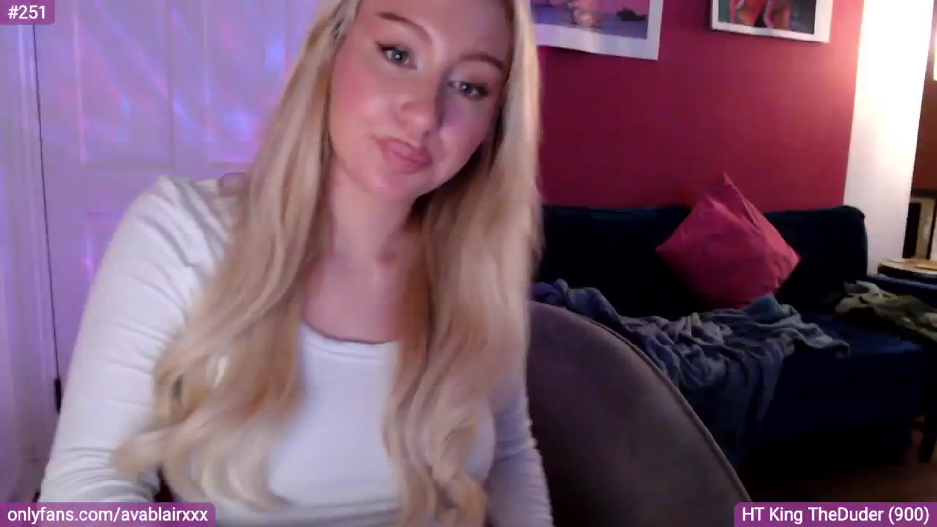 Gallery image thumbnail from PetiteAvax's myfreecams stream on, 08/07/2024, 20:53 image 13 of 20