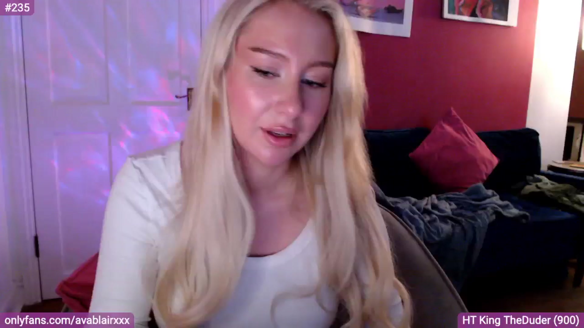 Gallery image thumbnail from PetiteAvax's myfreecams stream on, 08/07/2024, 20:53 image 16 of 20