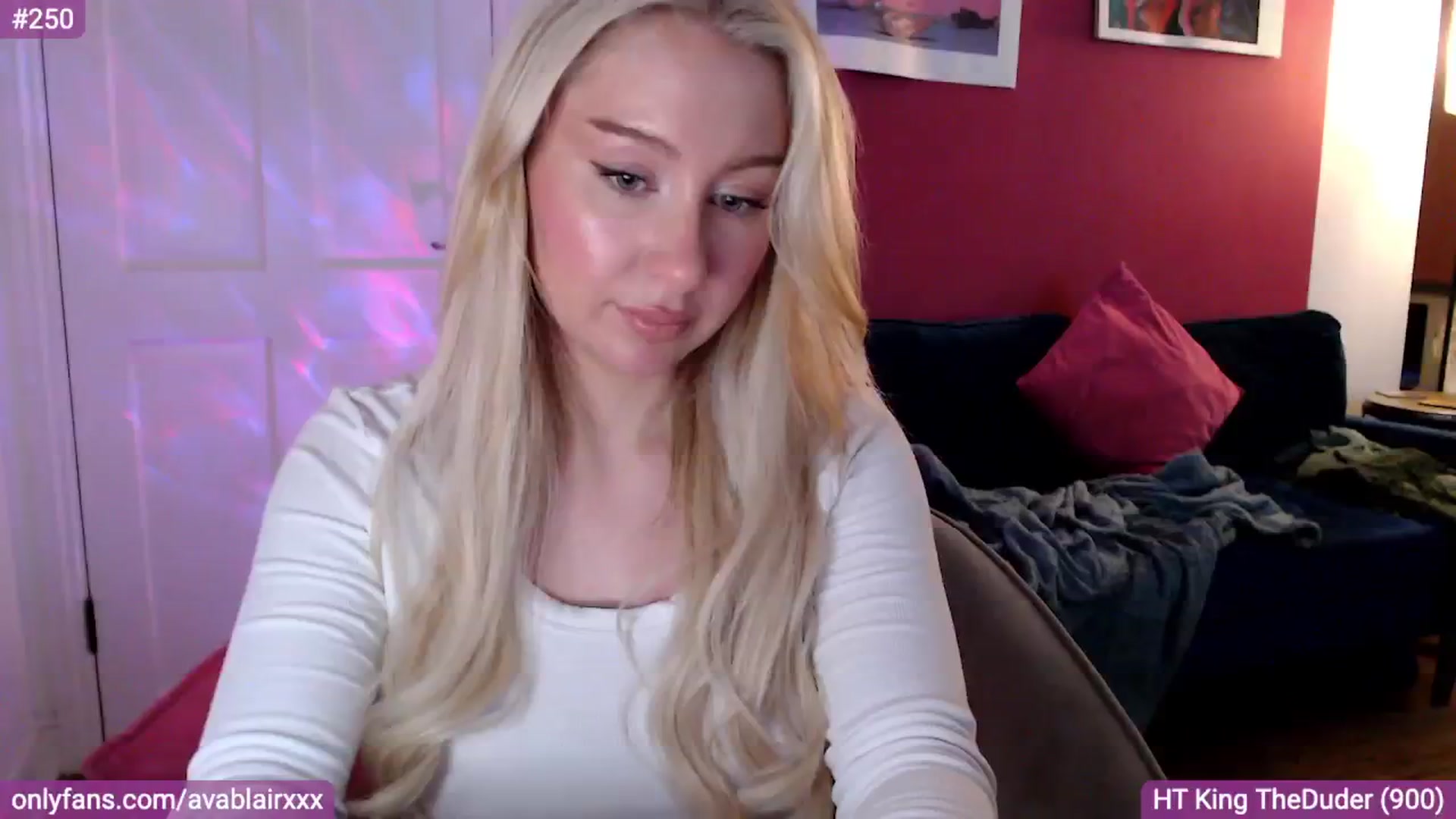 Gallery image thumbnail from PetiteAvax's myfreecams stream on, 08/07/2024, 20:53 image 1 of 20