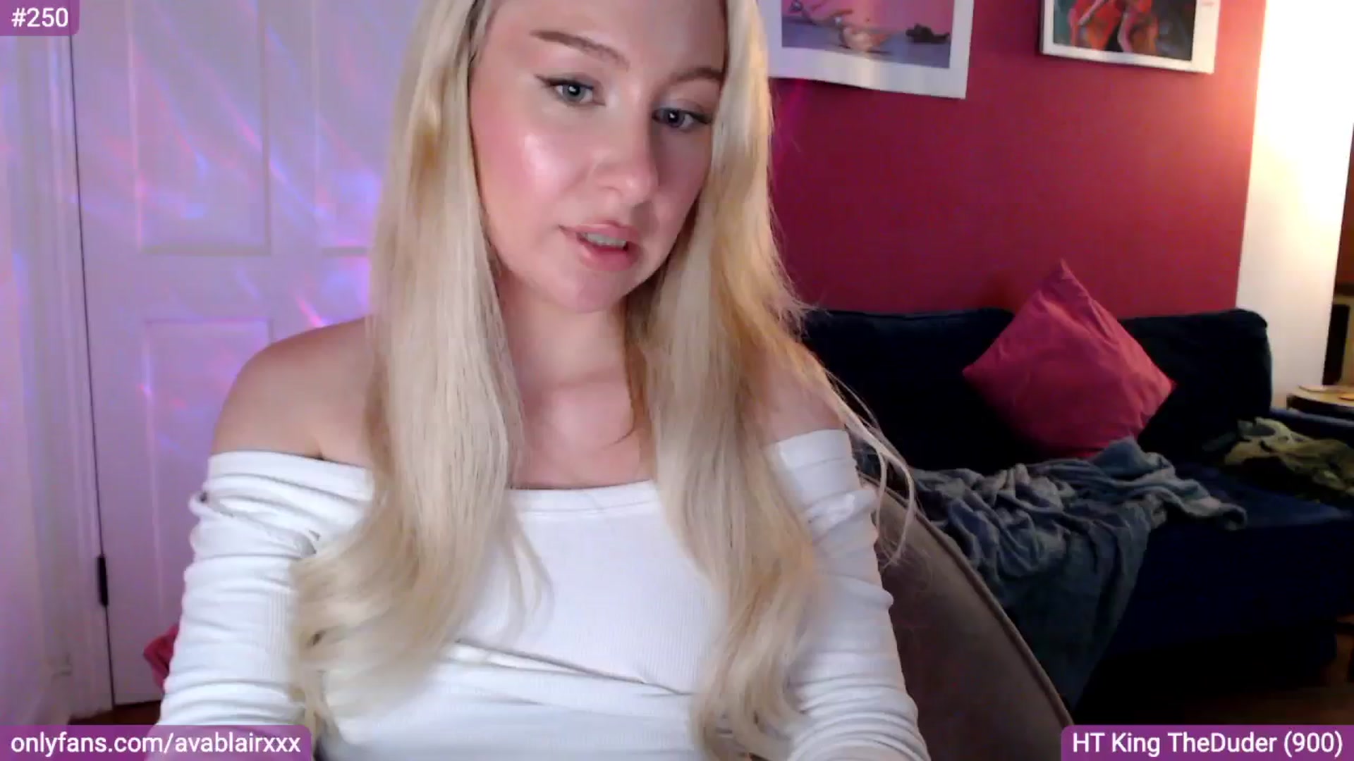 Gallery image thumbnail from PetiteAvax's myfreecams stream on, 08/07/2024, 20:53 image 7 of 20