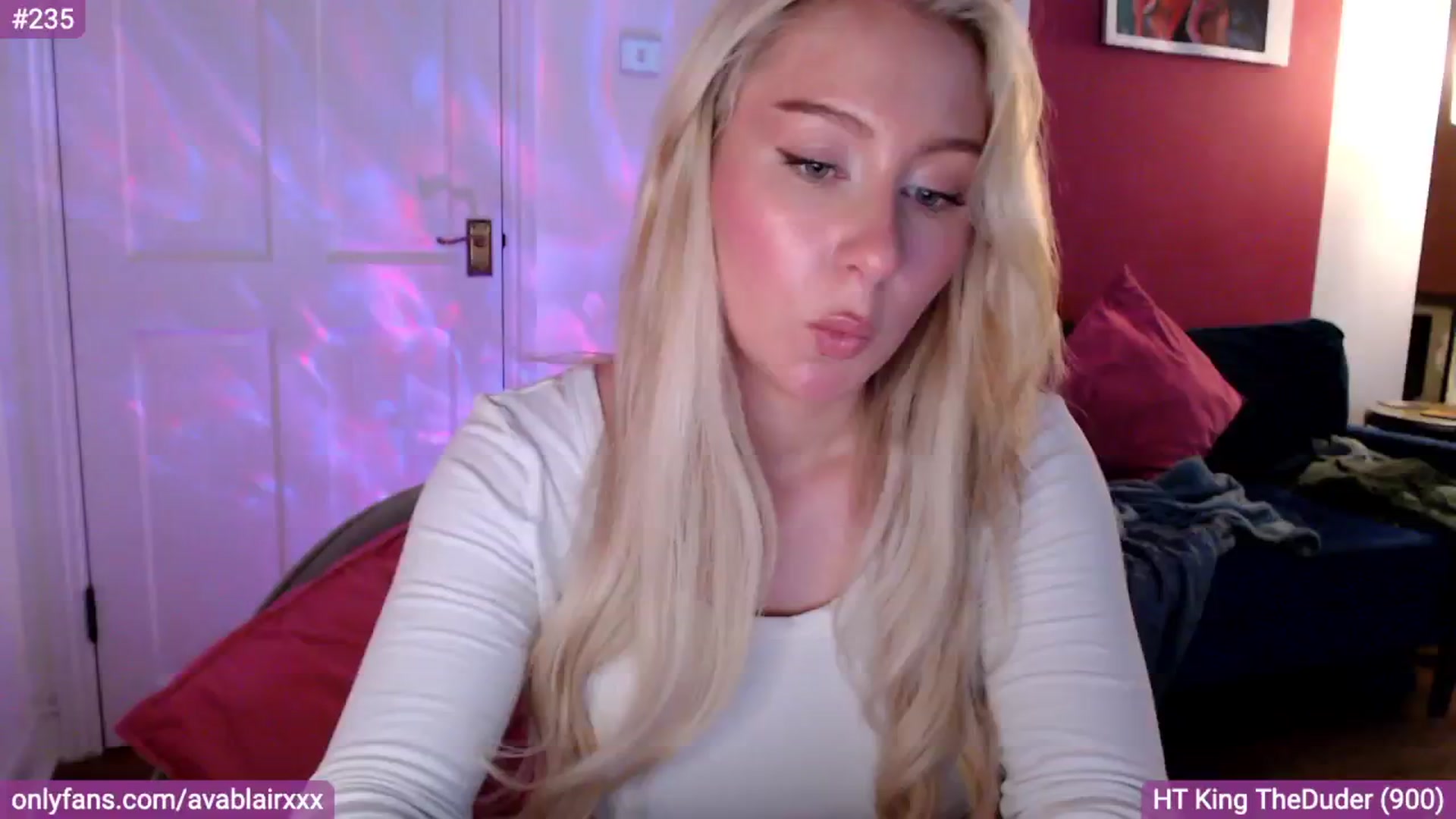 Gallery image thumbnail from PetiteAvax's myfreecams stream on, 08/07/2024, 20:53 image 18 of 20