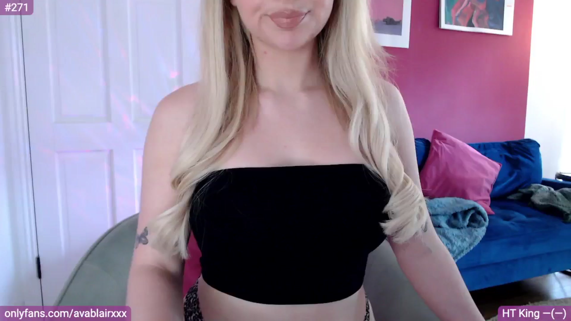 Gallery image thumbnail from PetiteAvax's myfreecams stream on, 08/08/2024, 13:01 image 7 of 20