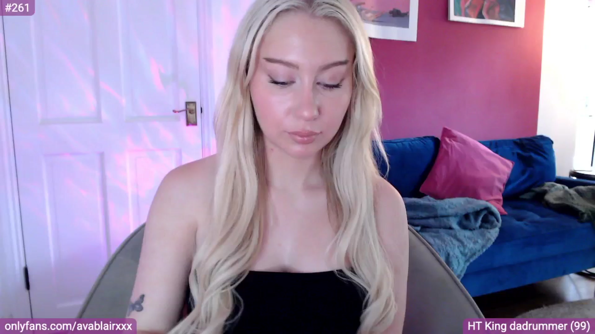 Gallery image thumbnail from PetiteAvax's myfreecams stream on, 08/08/2024, 14:06 image 2 of 20