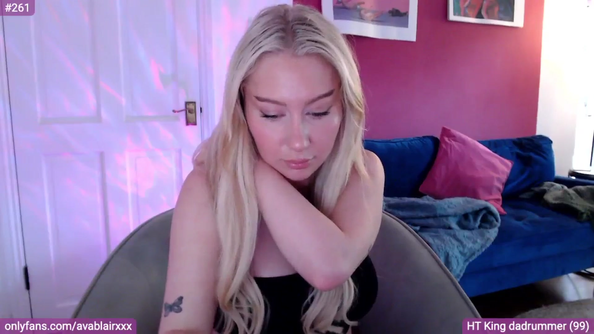 Gallery image thumbnail from PetiteAvax's myfreecams stream on, 08/08/2024, 14:06 image 15 of 20