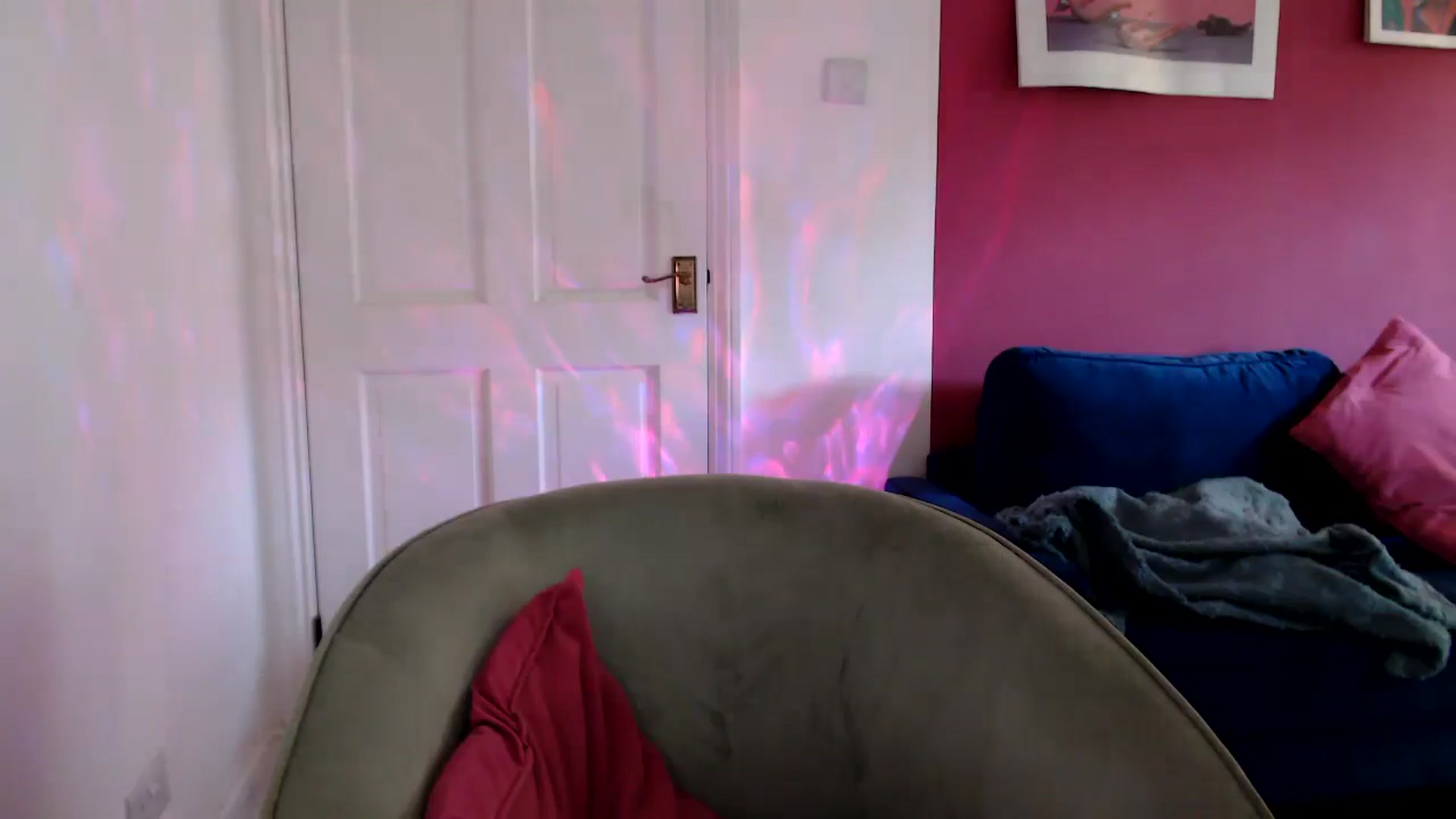 Gallery image thumbnail from PetiteAvax's myfreecams stream on, 08/09/2024, 18:02 image 7 of 20