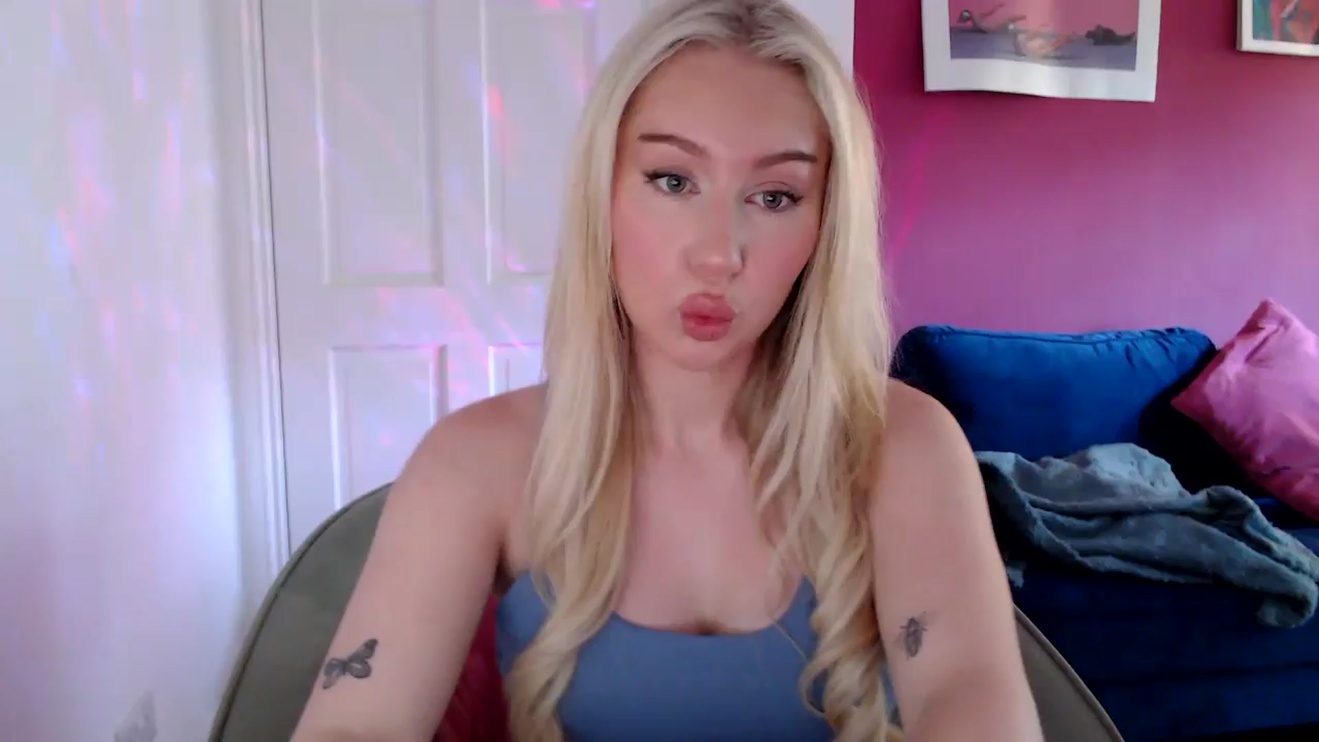 Gallery image thumbnail from PetiteAvax's myfreecams stream on, 08/09/2024, 18:02 image 5 of 20