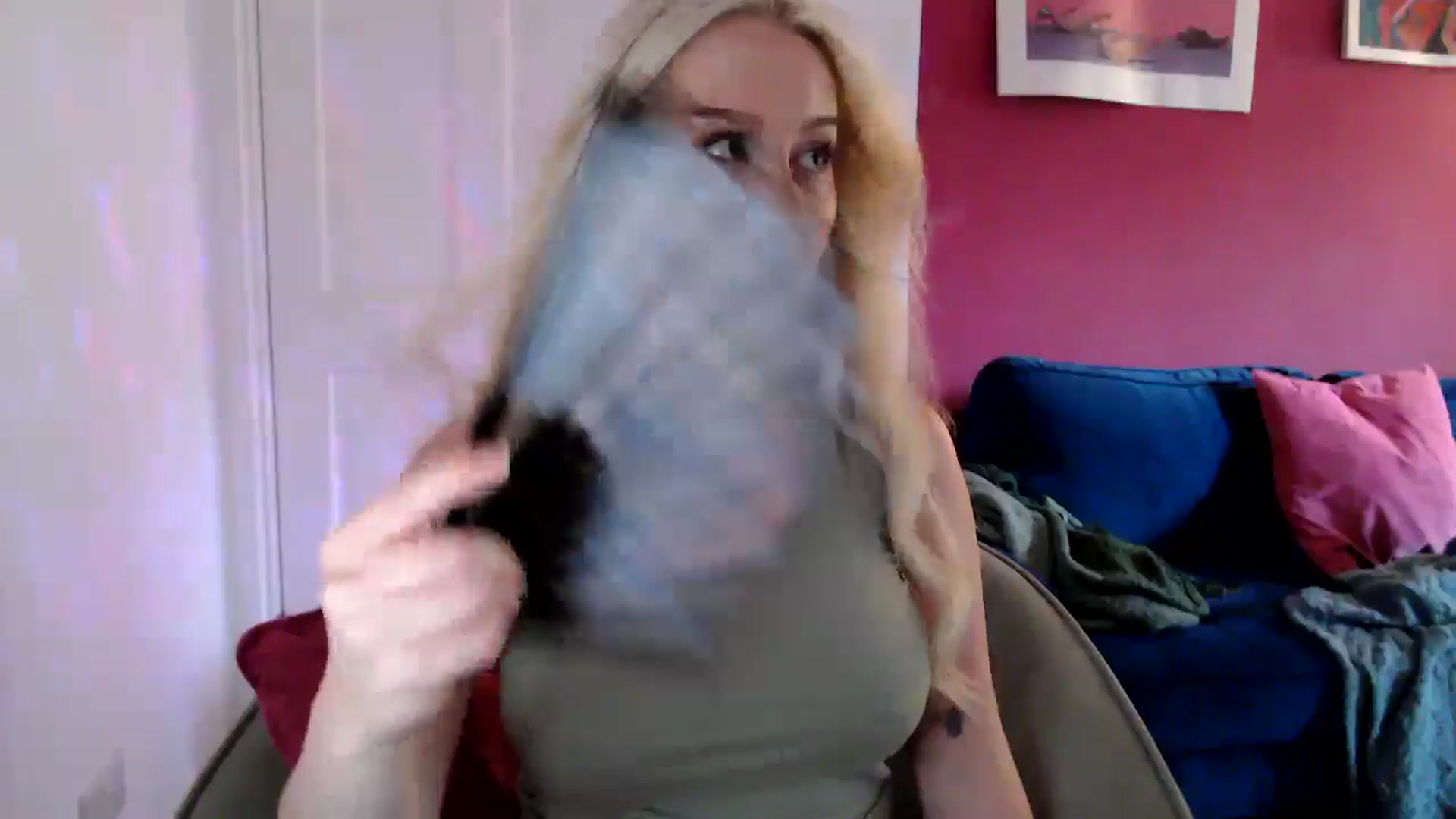 Gallery image thumbnail from PetiteAvax's myfreecams stream on, 08/12/2024, 18:45 image 8 of 20
