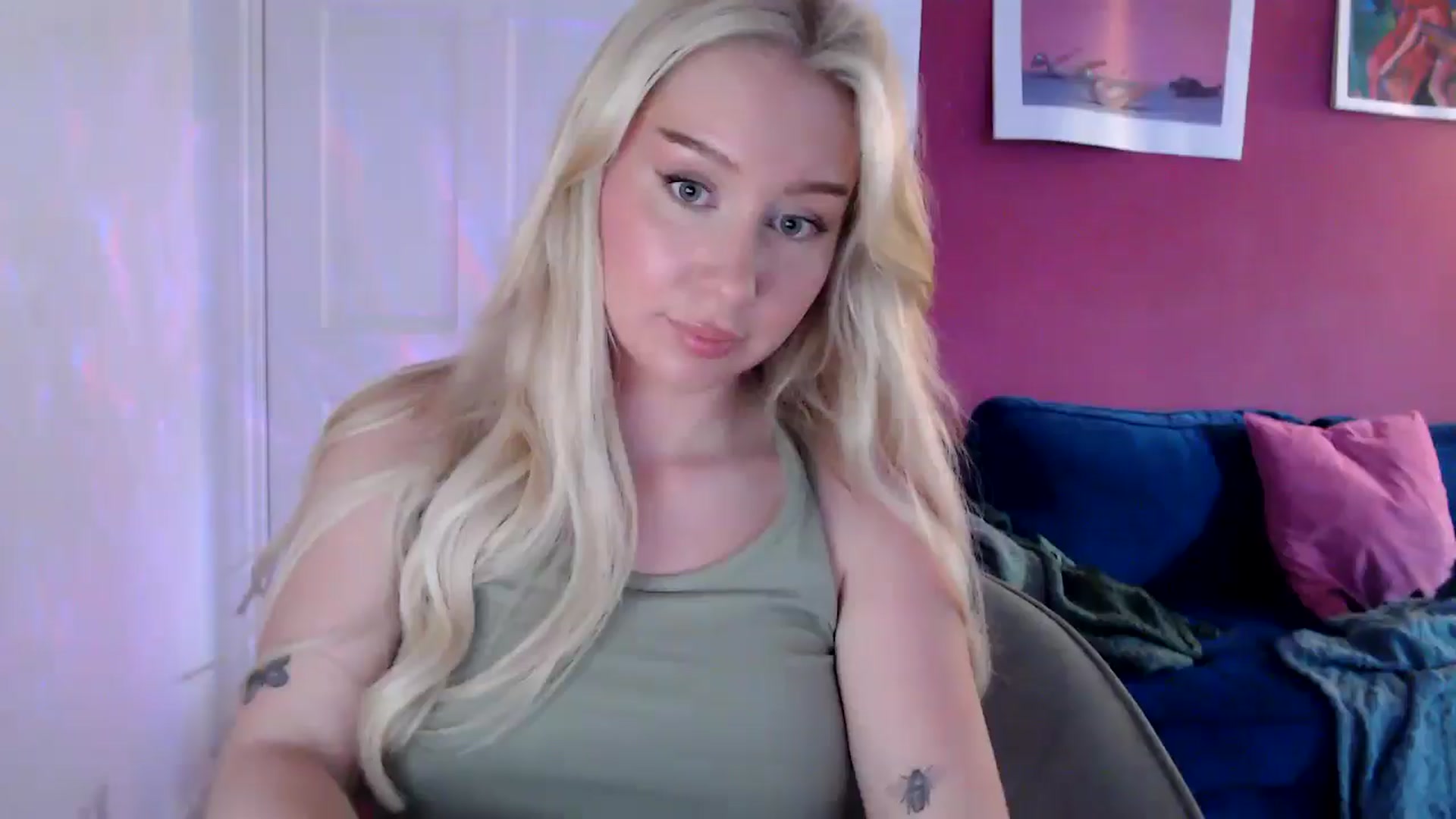 Gallery image thumbnail from PetiteAvax's myfreecams stream on, 08/12/2024, 18:57 image 5 of 20