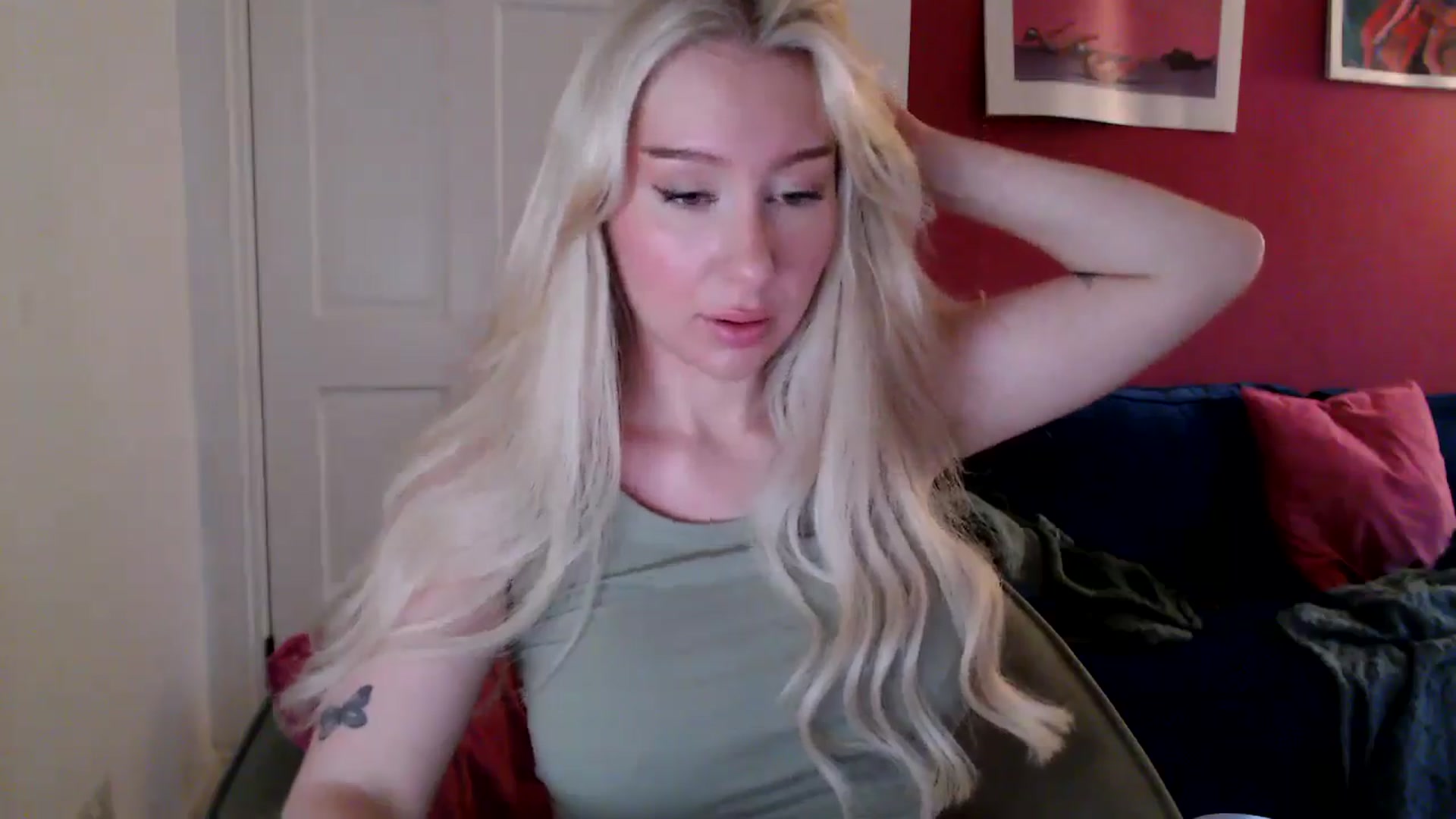 Gallery image thumbnail from PetiteAvax's myfreecams stream on, 08/12/2024, 19:55 image 5 of 20