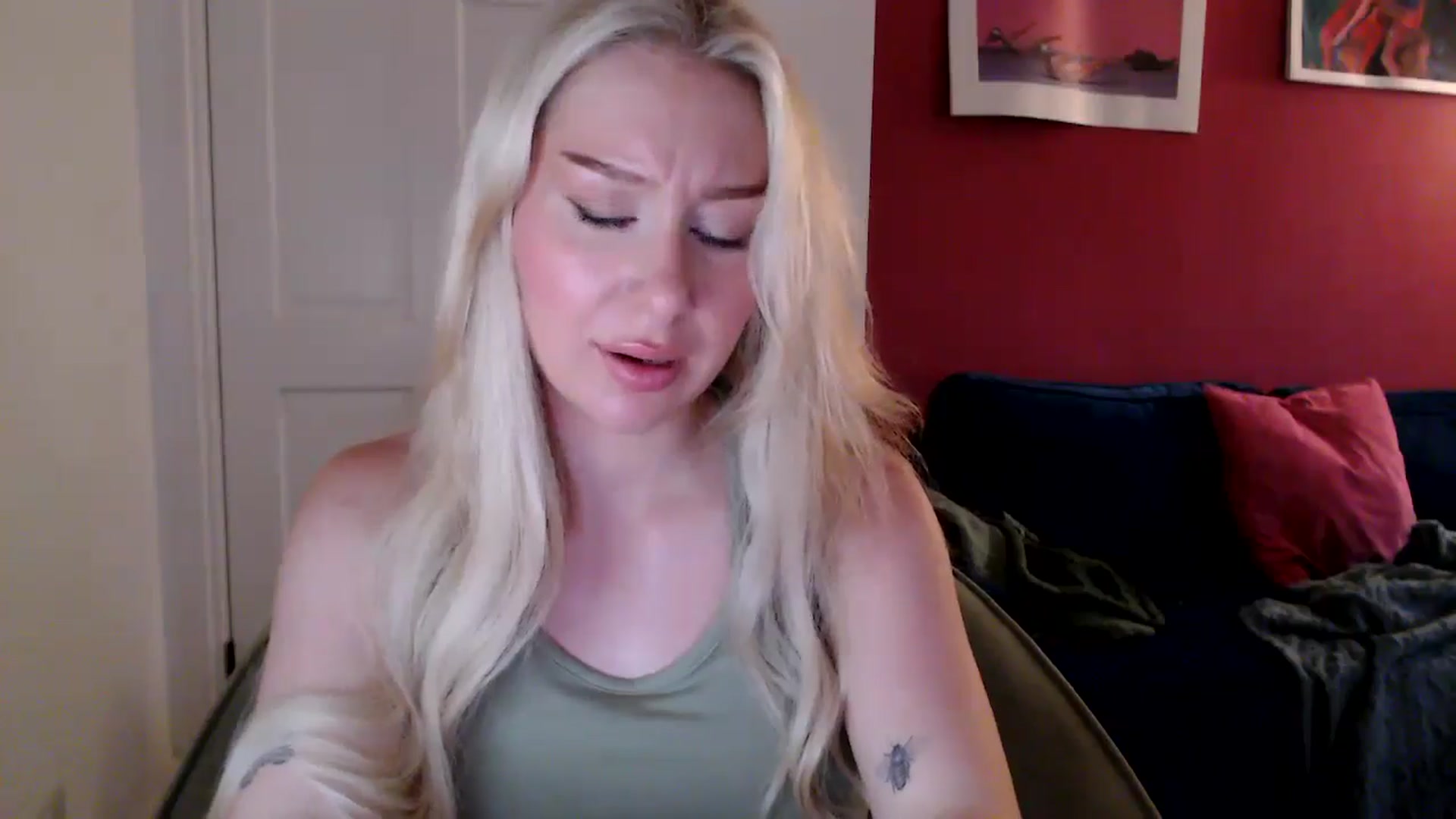 Gallery image thumbnail from PetiteAvax's myfreecams stream on, 08/12/2024, 19:55 image 9 of 20