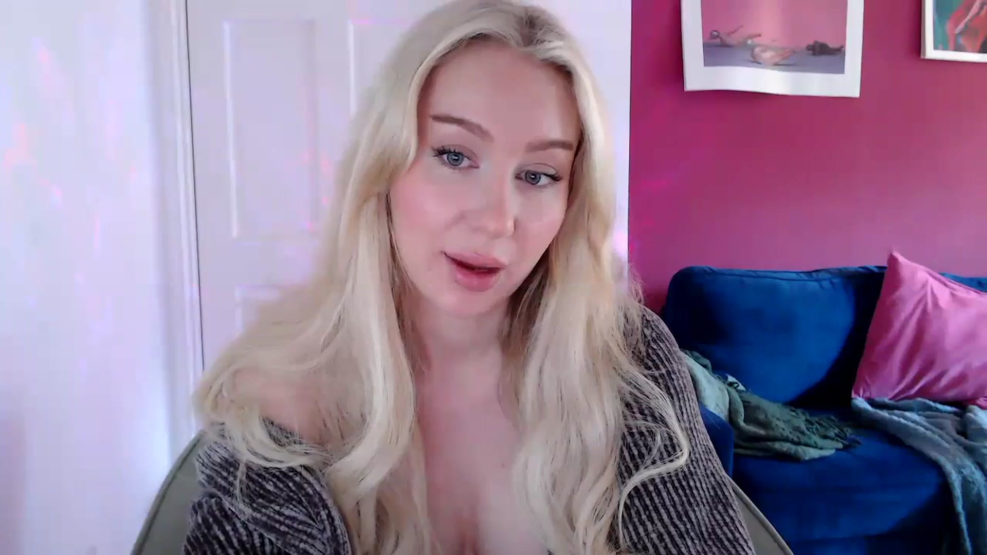 Gallery image thumbnail from PetiteAvax's myfreecams stream on, 08/13/2024, 10:41 image 14 of 20