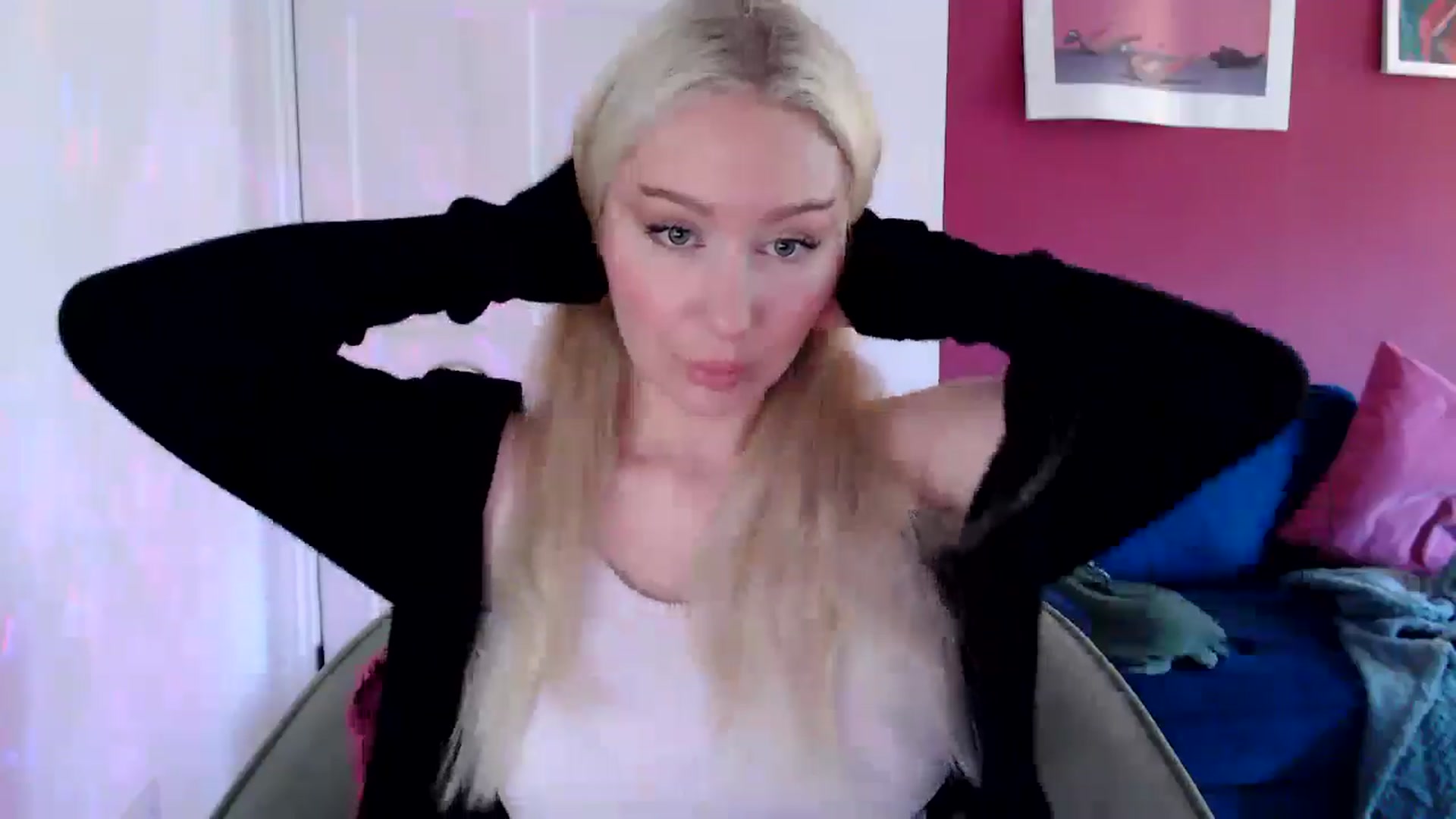 Gallery image thumbnail from PetiteAvax's myfreecams stream on, 08/14/2024, 09:41 image 13 of 20