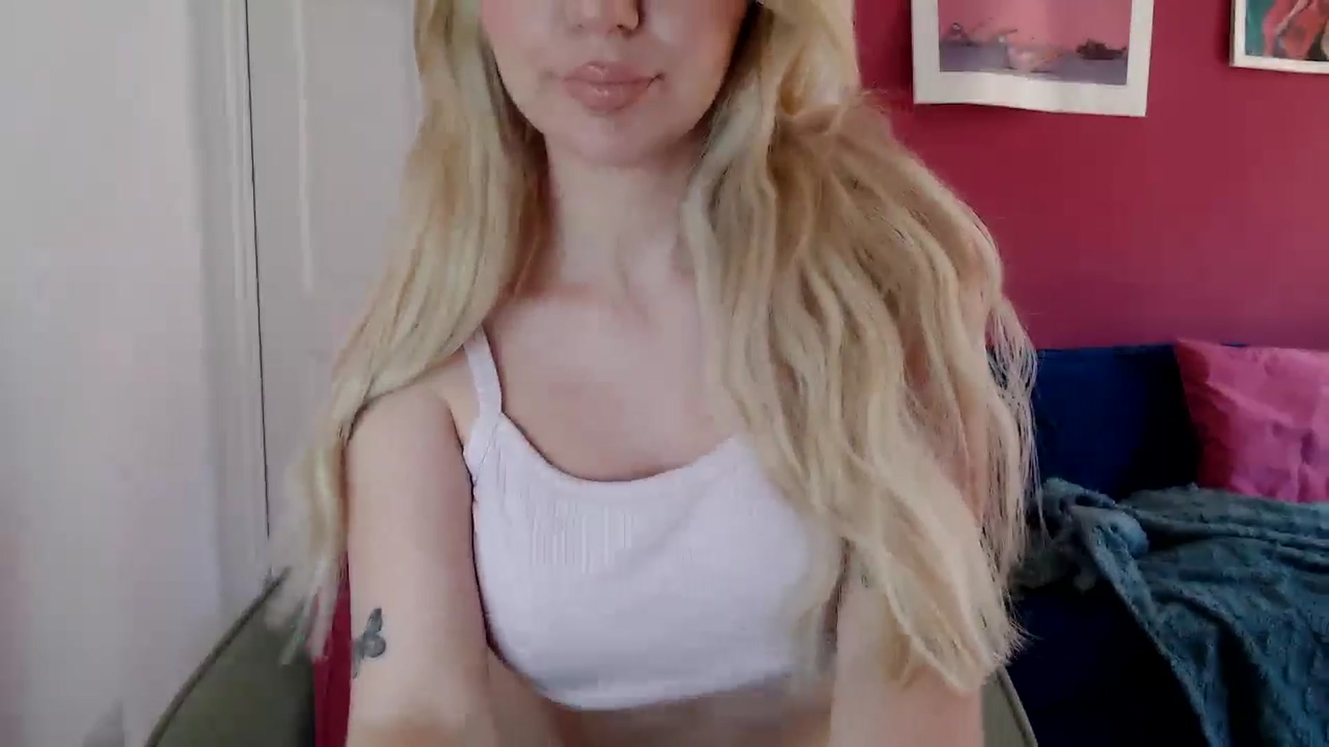 Gallery image thumbnail from PetiteAvax's myfreecams stream on, 08/14/2024, 14:29 image 3 of 20