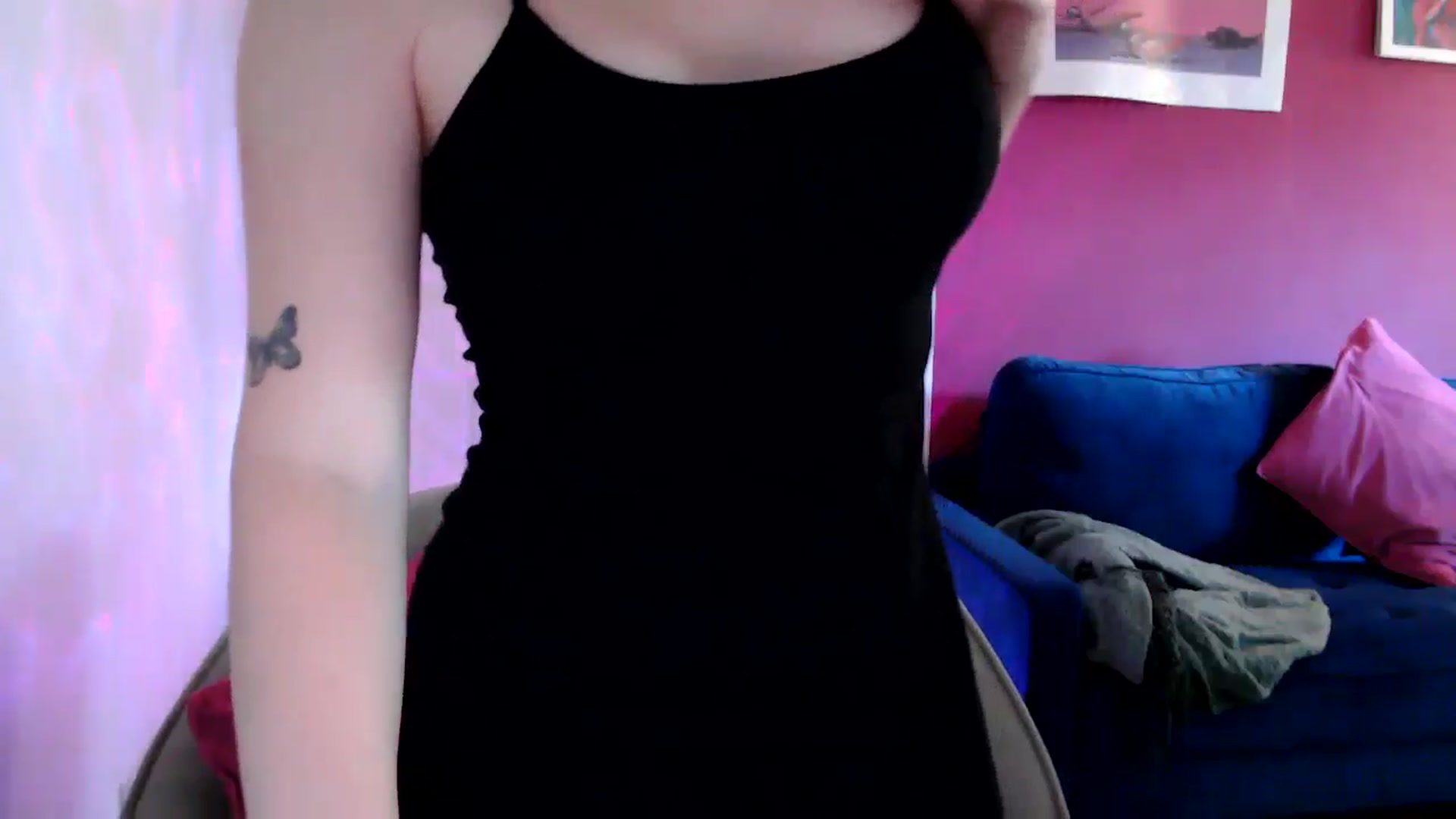 Gallery image thumbnail from PetiteAvax's myfreecams stream on, 08/15/2024, 09:36 image 5 of 20