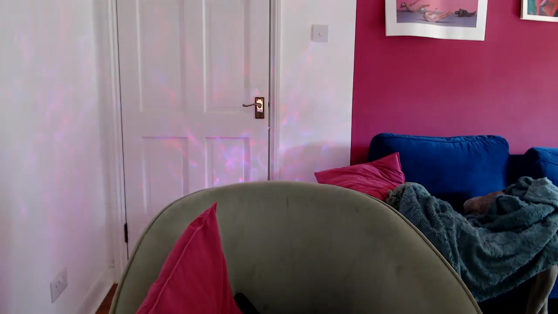 Gallery image thumbnail from PetiteAvax's myfreecams stream on, 08/21/2024, 14:15 image 16 of 20