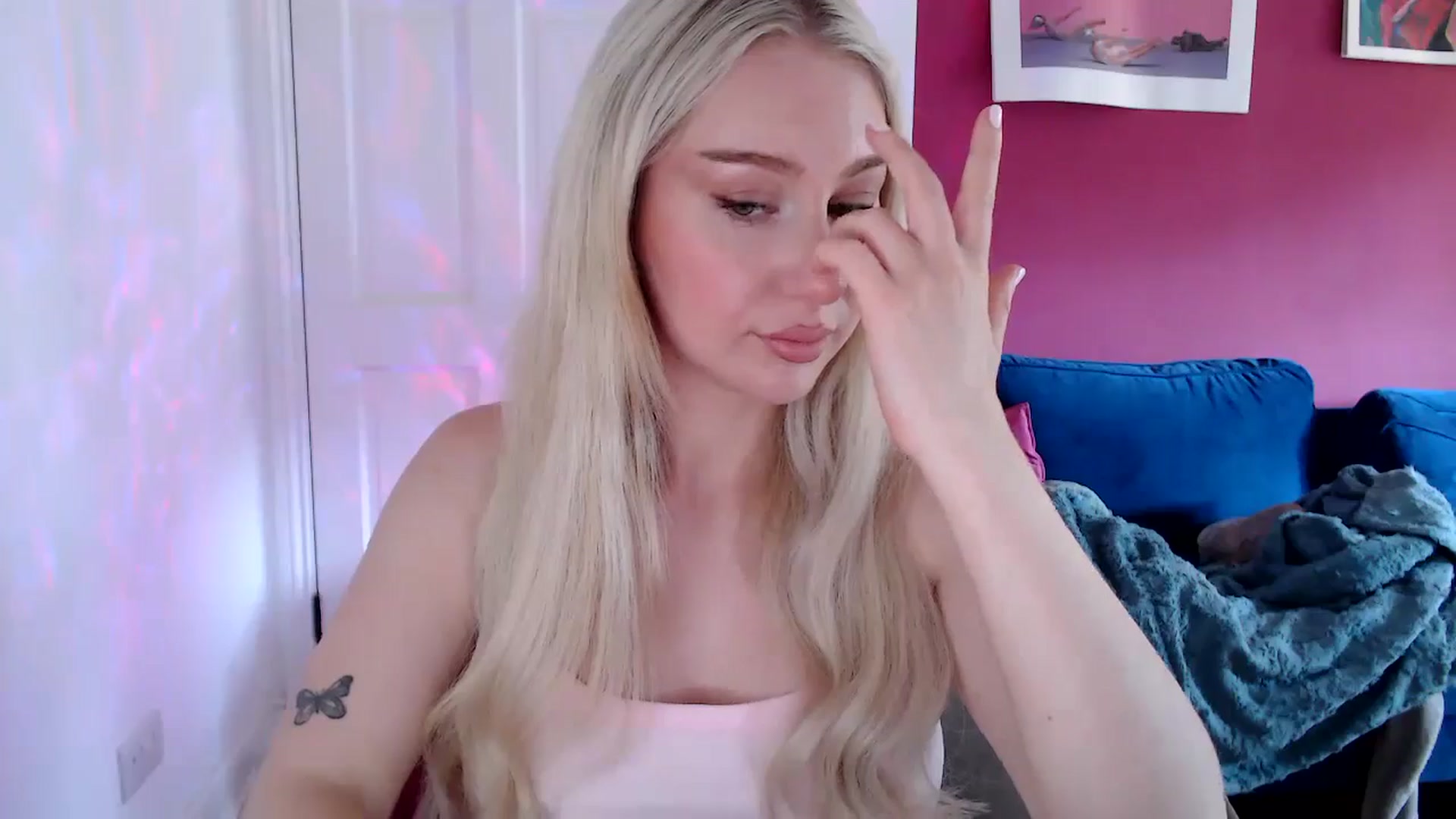 Gallery image thumbnail from PetiteAvax's myfreecams stream on, 08/21/2024, 14:15 image 3 of 20
