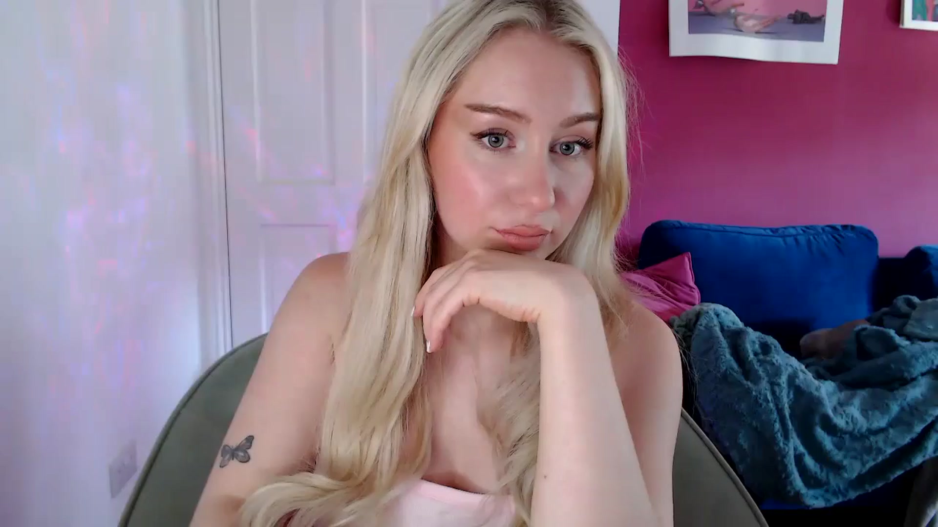 Gallery image thumbnail from PetiteAvax's myfreecams stream on, 08/21/2024, 14:53 image 8 of 20