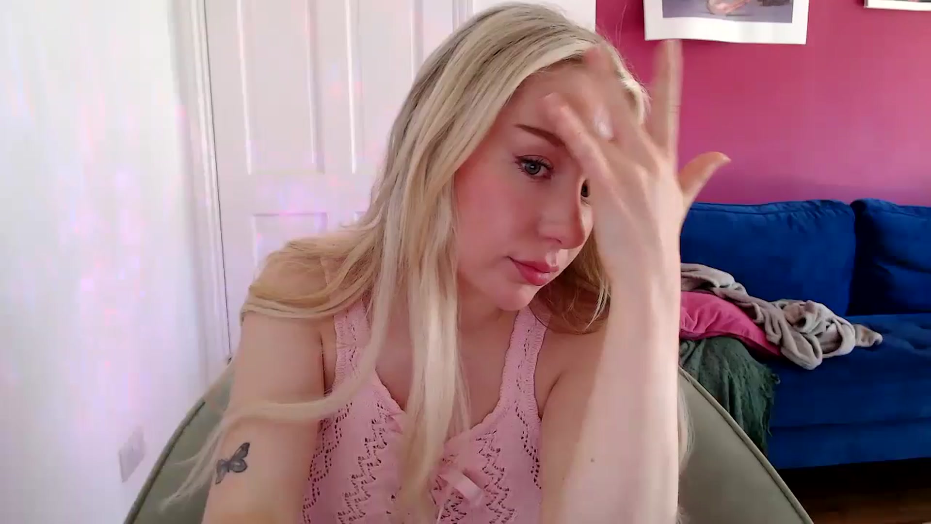 Gallery image thumbnail from PetiteAvax's myfreecams stream on, 08/25/2024, 11:55 image 18 of 20