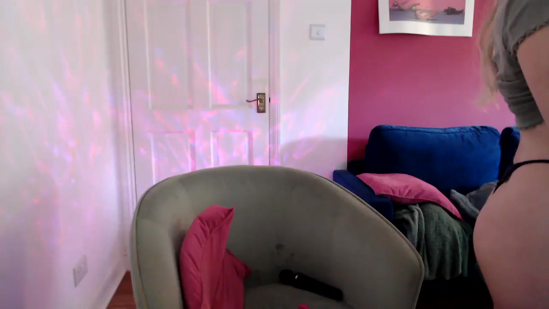 Gallery image thumbnail from PetiteAvax's myfreecams stream on, 08/26/2024, 10:11 image 13 of 20