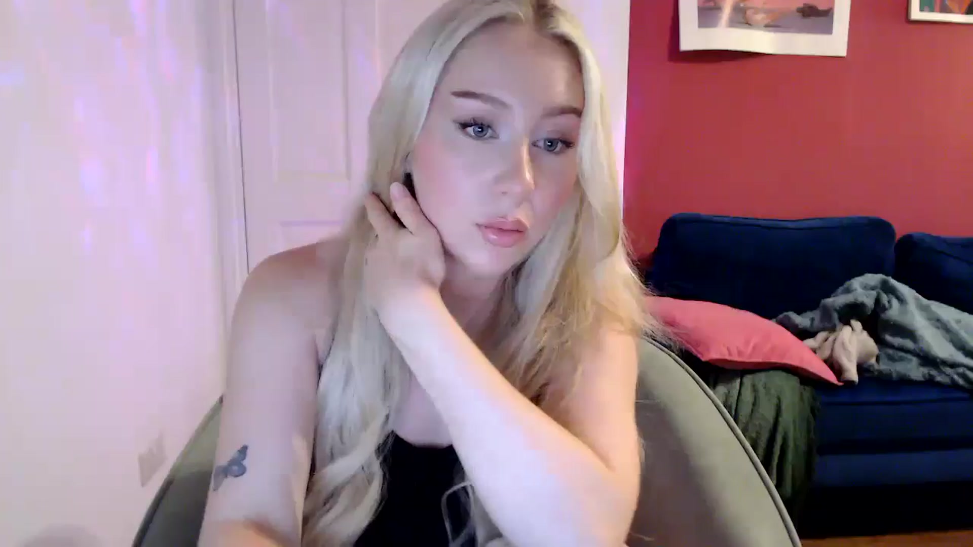Gallery image thumbnail from PetiteAvax's myfreecams stream on, 08/26/2024, 19:01 image 20 of 20
