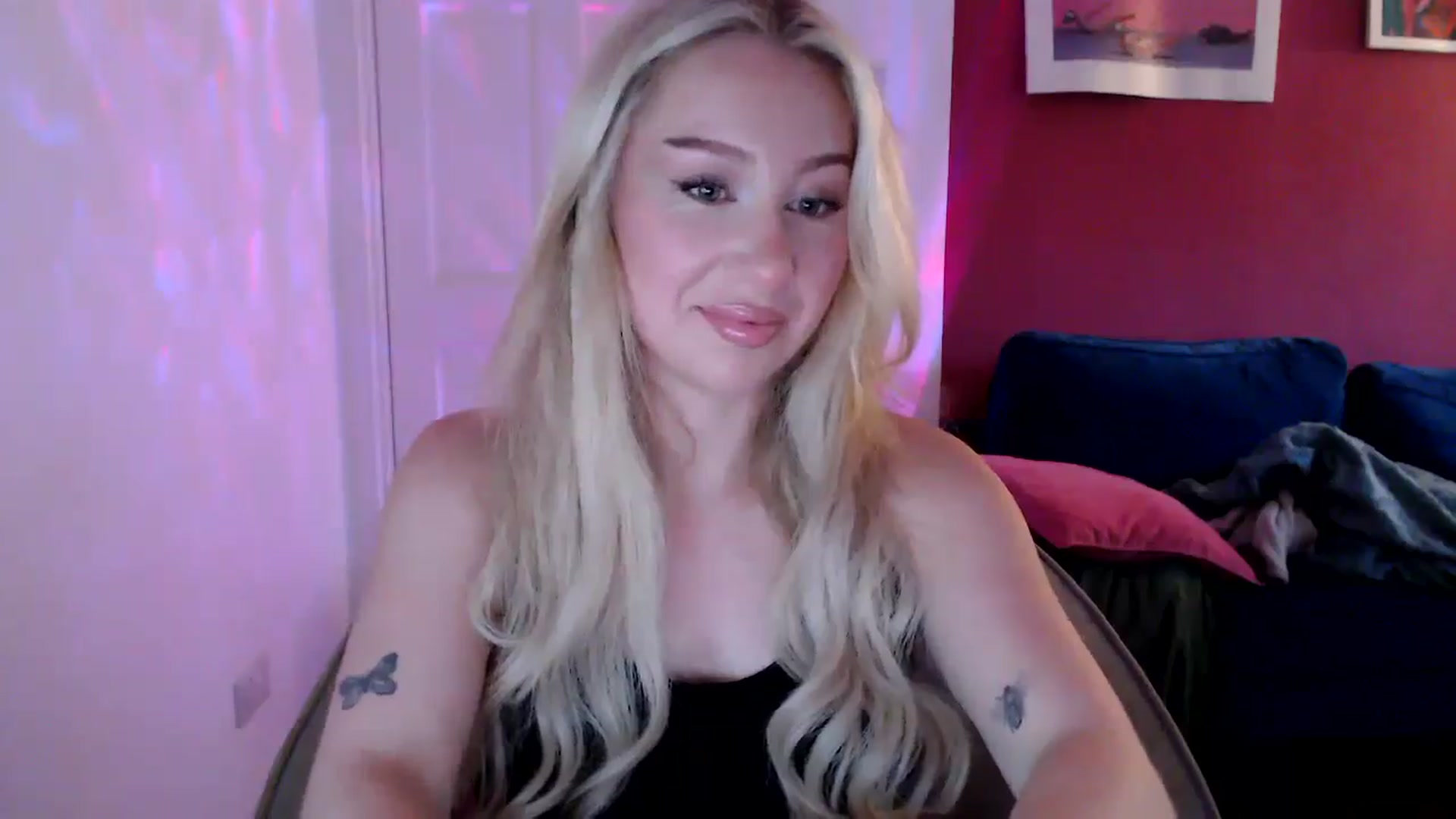 Gallery image thumbnail from PetiteAvax's myfreecams stream on, 08/26/2024, 19:01 image 7 of 20