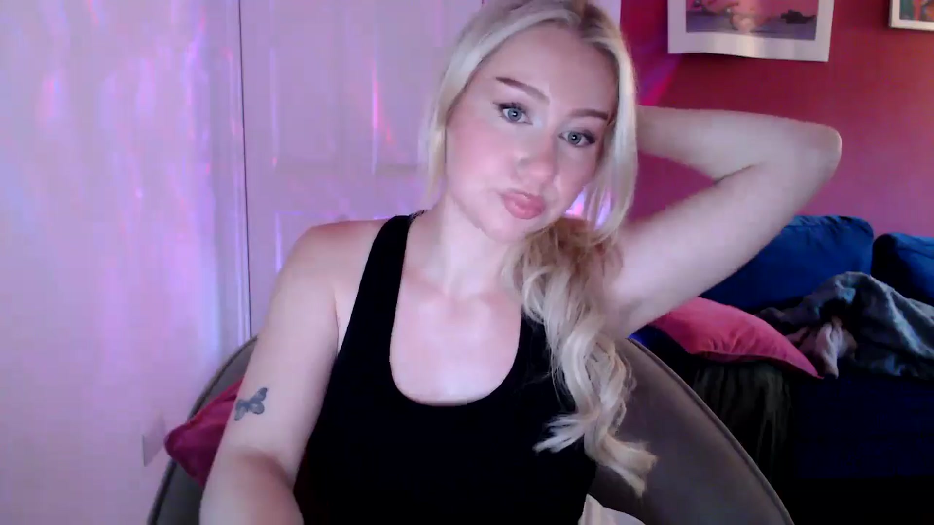 Gallery image thumbnail from PetiteAvax's myfreecams stream on, 08/26/2024, 19:01 image 2 of 20