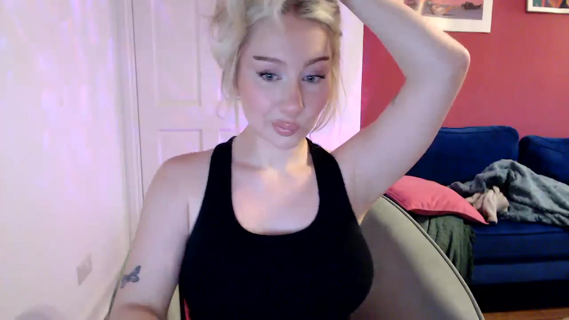 Gallery image thumbnail from PetiteAvax's myfreecams stream on, 08/26/2024, 19:01 image 11 of 20