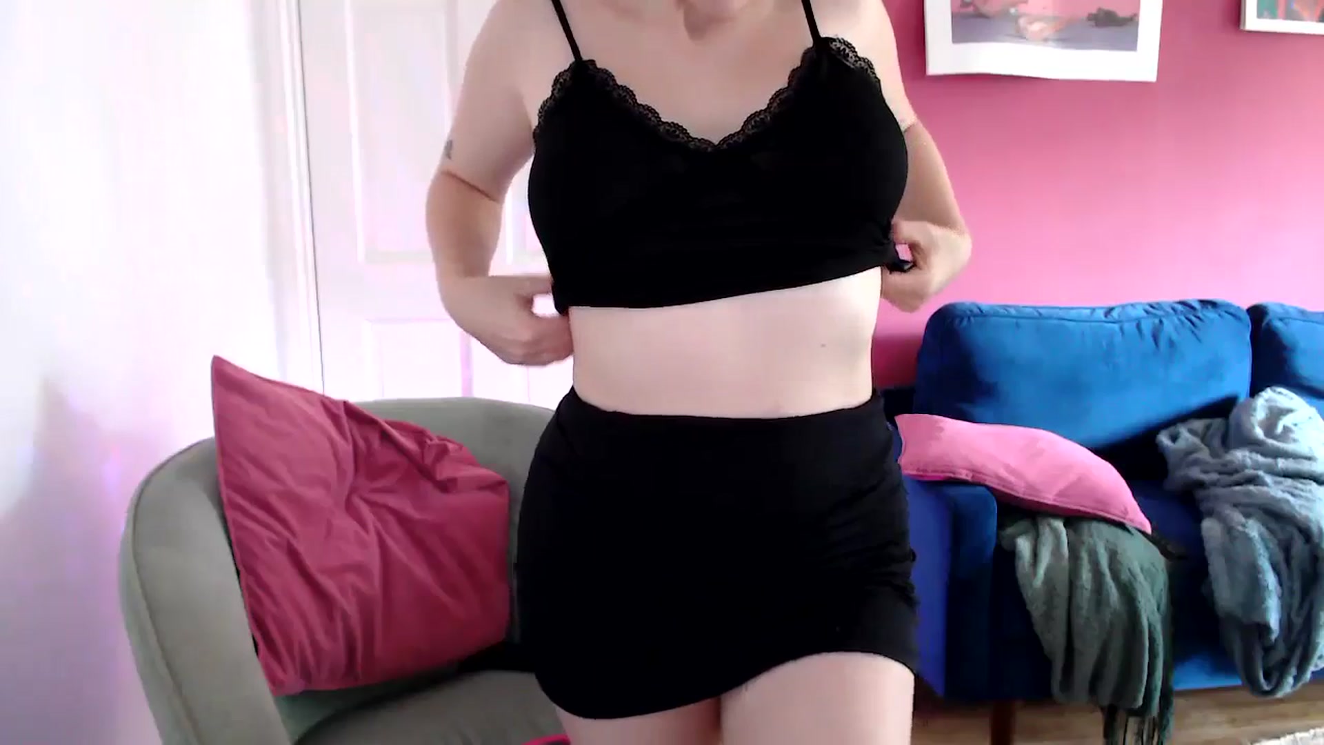 Gallery image thumbnail from PetiteAvax's myfreecams stream on, 08/29/2024, 17:35 image 4 of 20