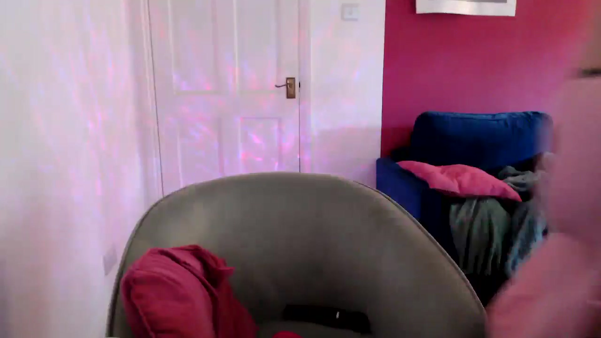 Gallery image thumbnail from PetiteAvax's myfreecams stream on, 08/30/2024, 08:32 image 5 of 20