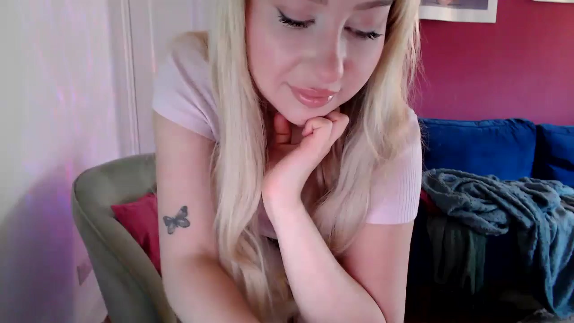 Gallery image thumbnail from PetiteAvax's myfreecams stream on, 09/01/2024, 08:32 image 11 of 20