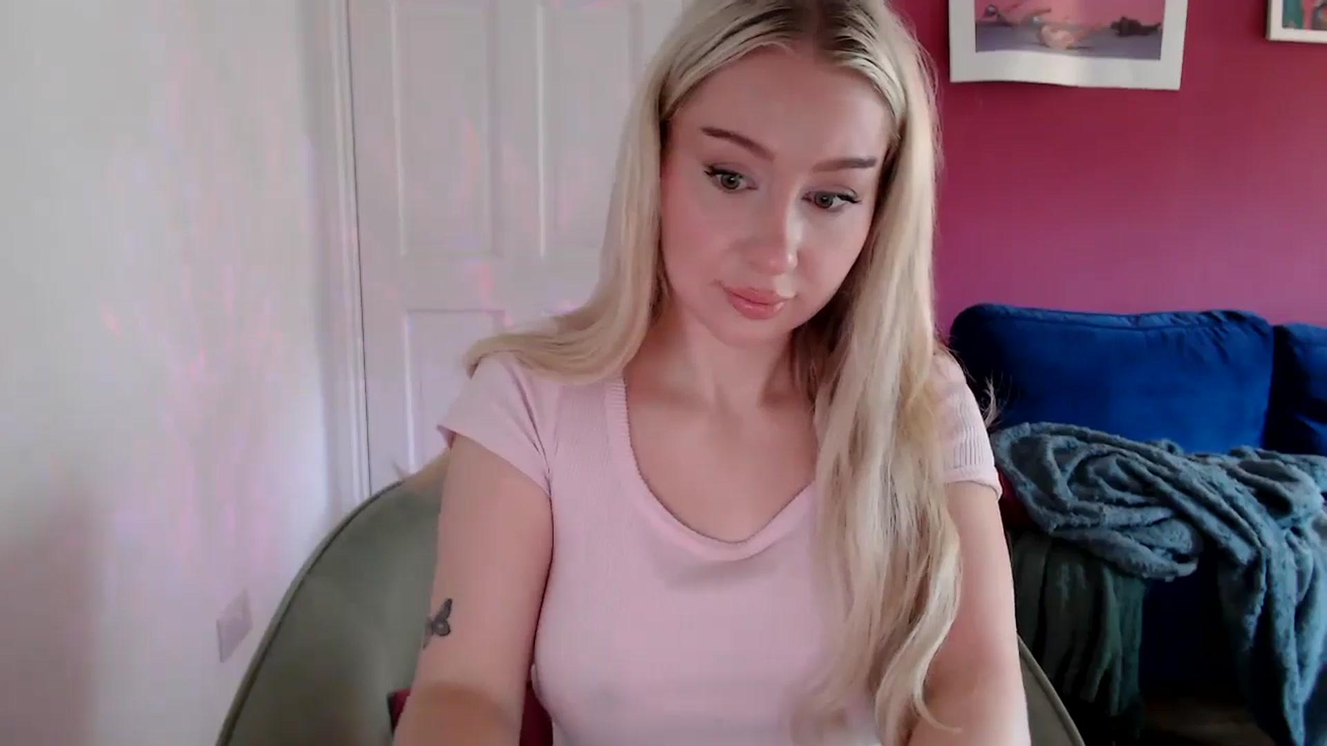 Gallery image thumbnail from PetiteAvax's myfreecams stream on, 09/01/2024, 09:46 image 15 of 20