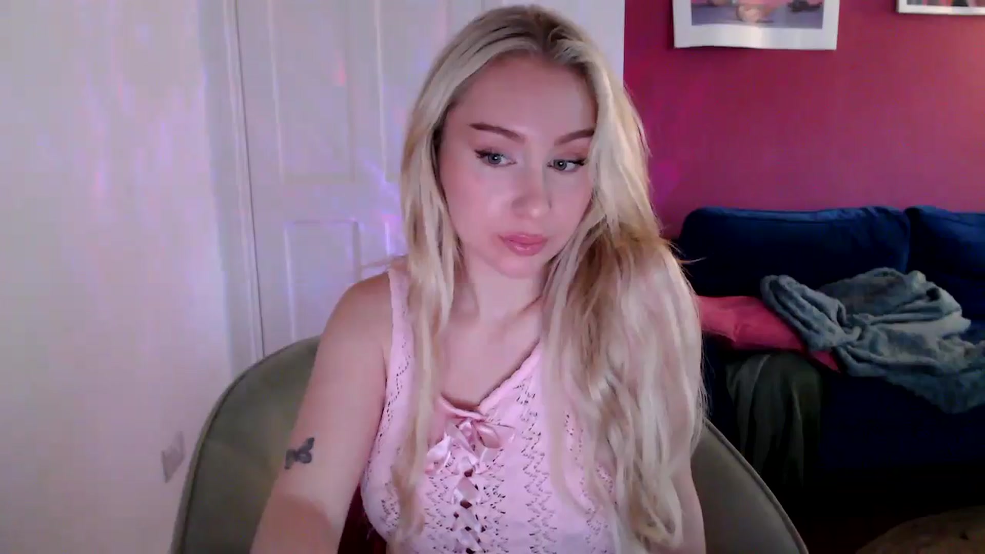 Gallery image thumbnail from PetiteAvax's myfreecams stream on, 09/02/2024, 08:29 image 9 of 20