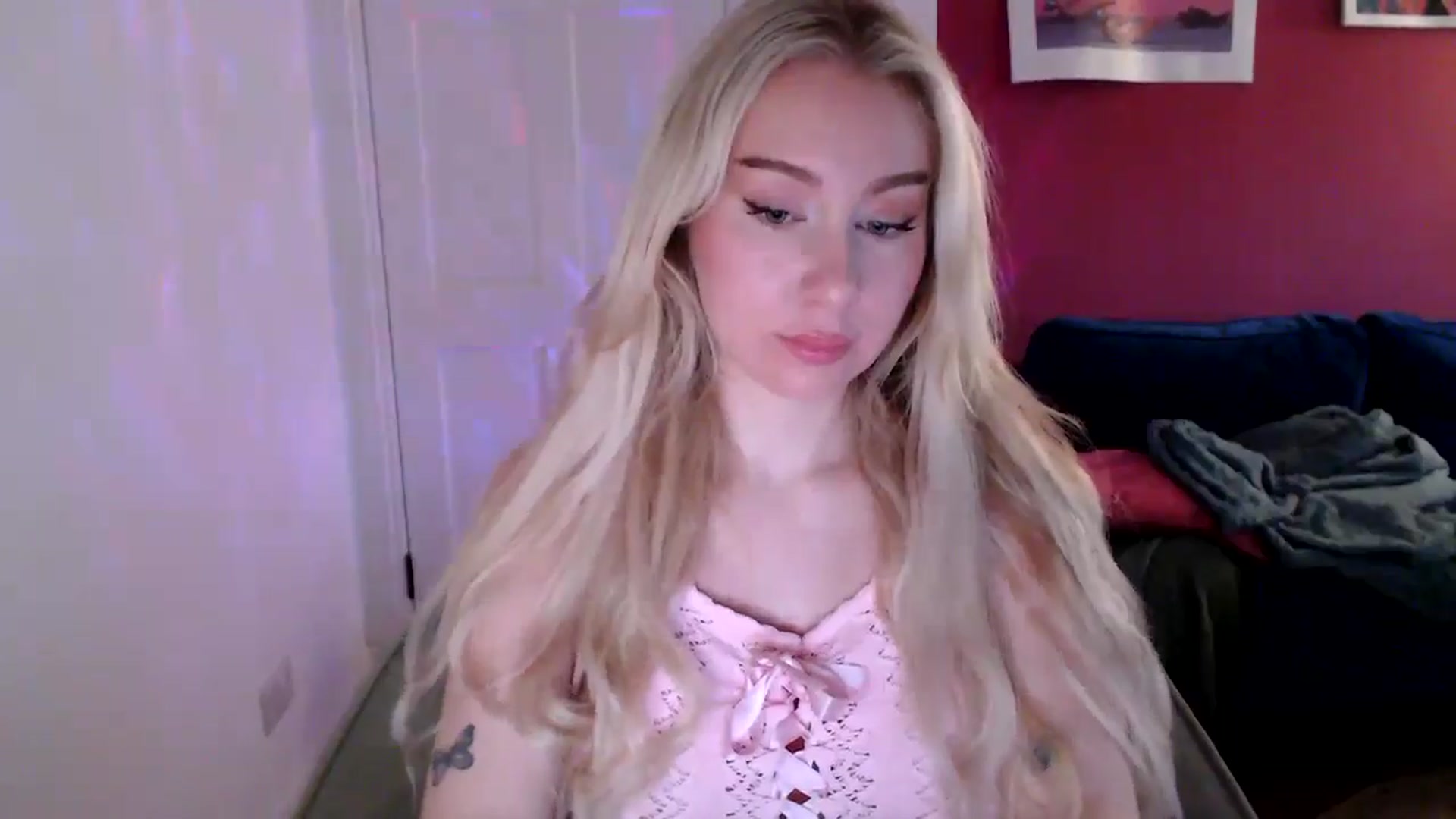 Gallery image thumbnail from PetiteAvax's myfreecams stream on, 09/02/2024, 08:29 image 13 of 20