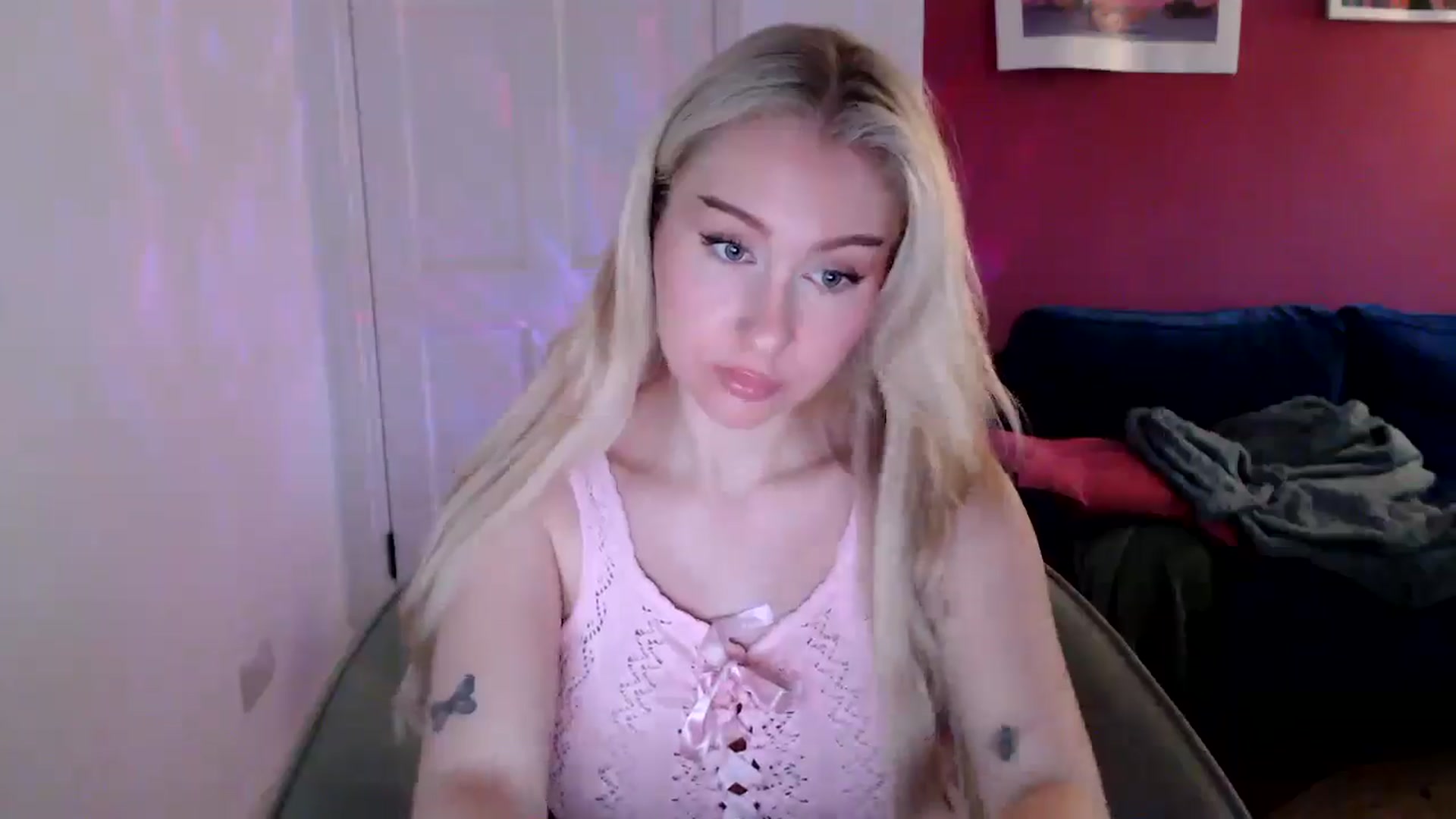 Gallery image thumbnail from PetiteAvax's myfreecams stream on, 09/02/2024, 08:29 image 5 of 20