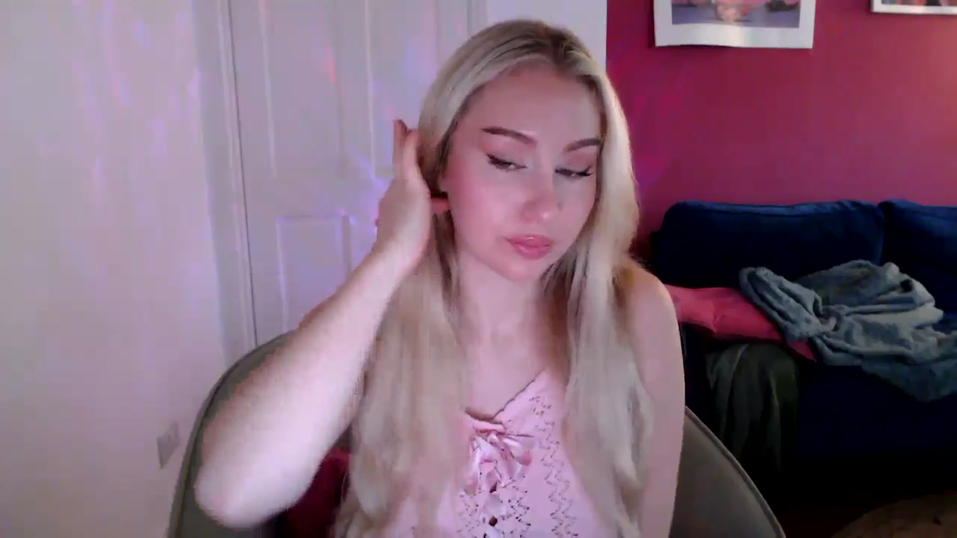 Gallery image thumbnail from PetiteAvax's myfreecams stream on, 09/02/2024, 08:29 image 10 of 20
