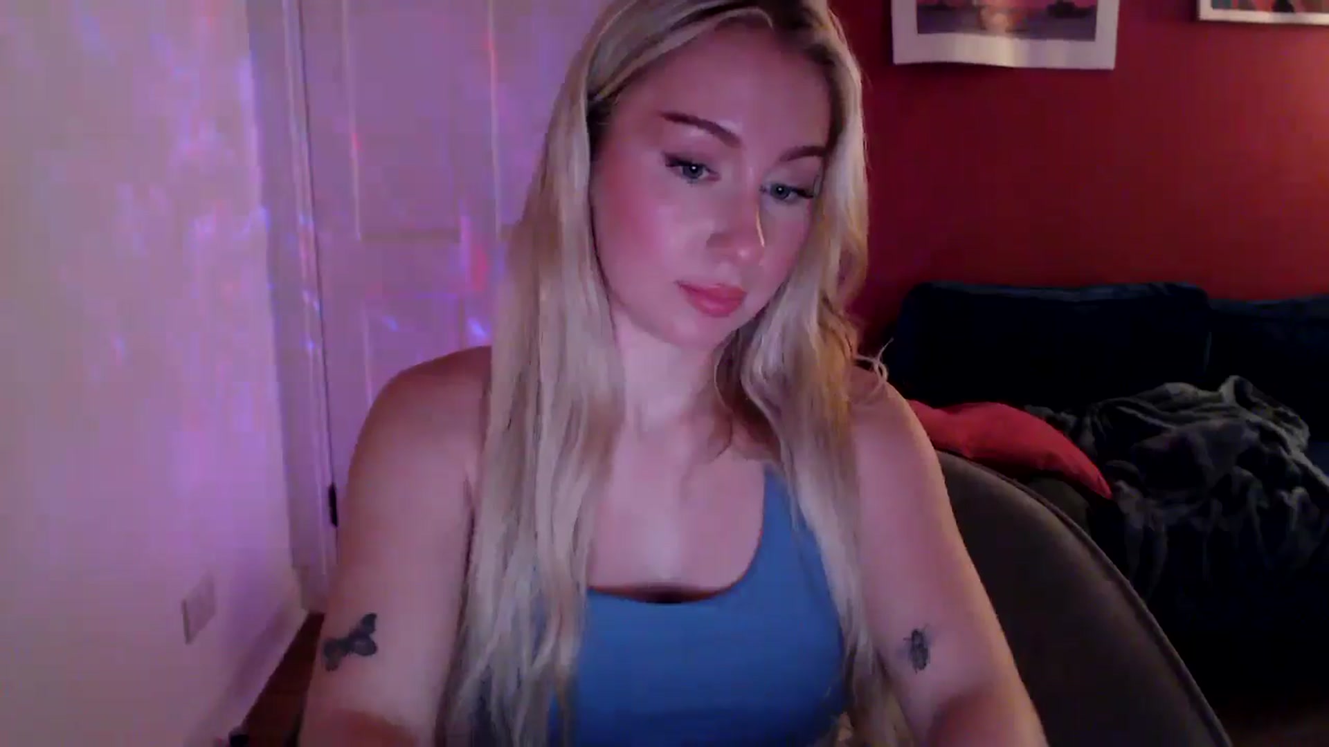 Gallery image thumbnail from PetiteAvax's myfreecams stream on, 09/02/2024, 18:46 image 19 of 20