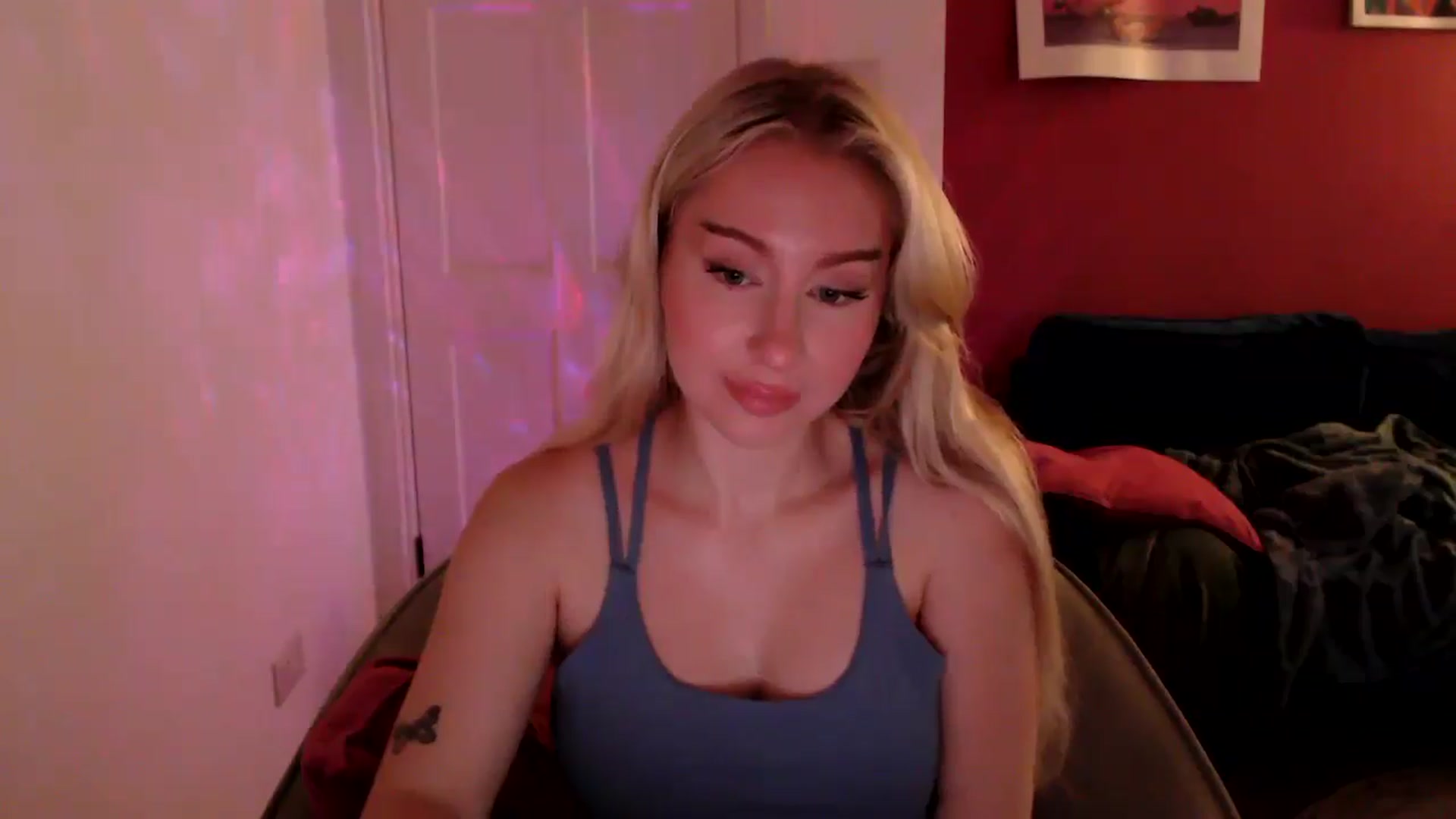 Gallery image thumbnail from PetiteAvax's myfreecams stream on, 09/02/2024, 18:46 image 4 of 20