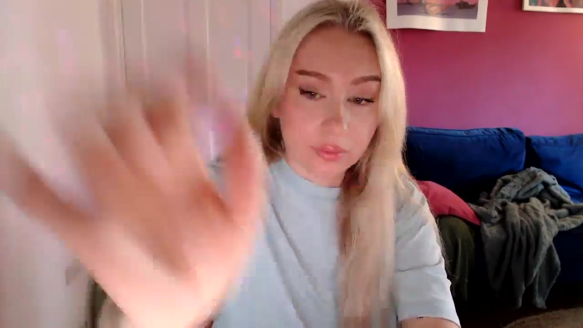 Gallery image thumbnail from PetiteAvax's myfreecams stream on, 09/03/2024, 09:00 image 17 of 20