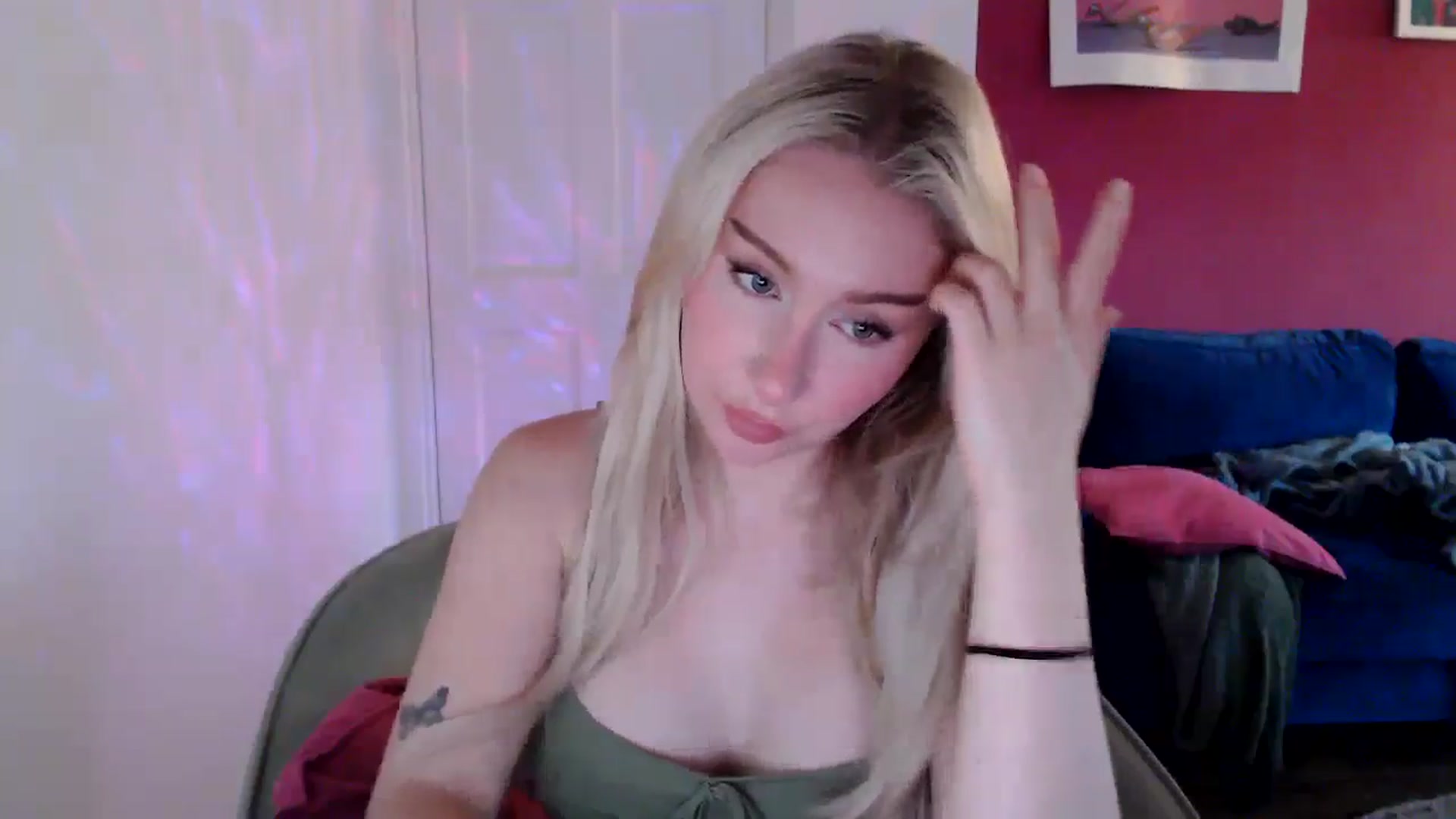 Gallery image thumbnail from PetiteAvax's myfreecams stream on, 09/03/2024, 18:33 image 5 of 20
