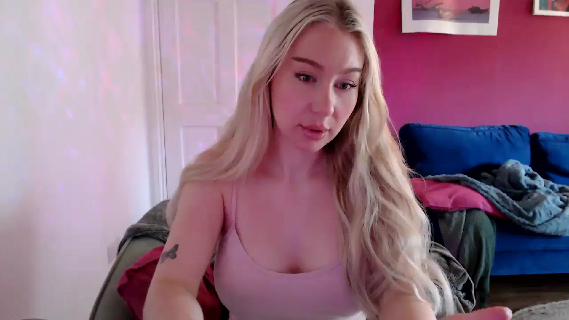 Gallery image thumbnail from PetiteAvax's myfreecams stream on, 09/04/2024, 07:42 image 13 of 20