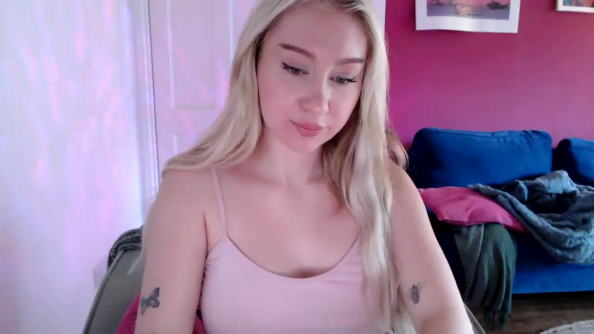 Gallery image thumbnail from PetiteAvax's myfreecams stream on, 09/04/2024, 09:10 image 8 of 20